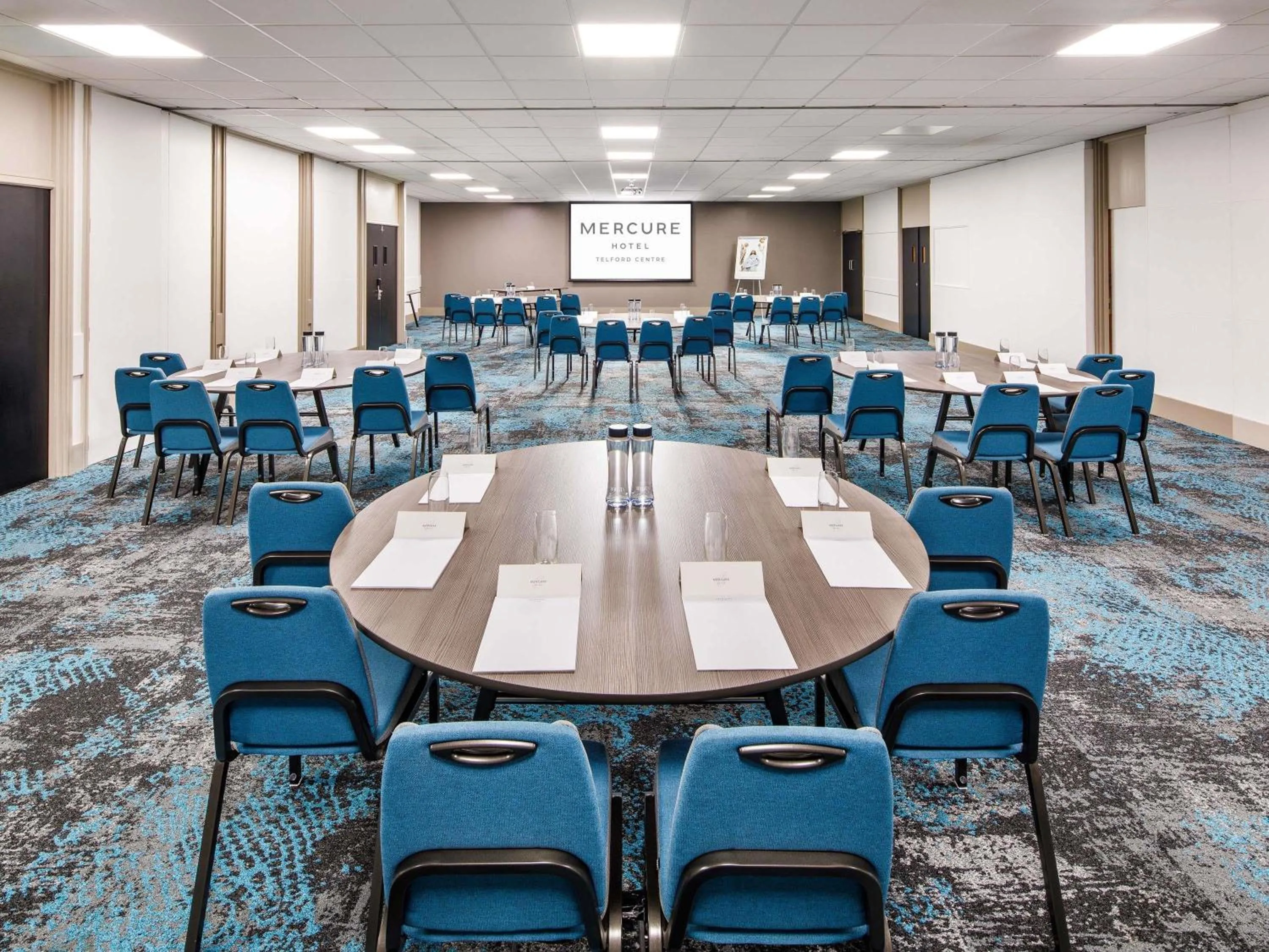 Meeting/conference room in Mercure Telford Centre Hotel