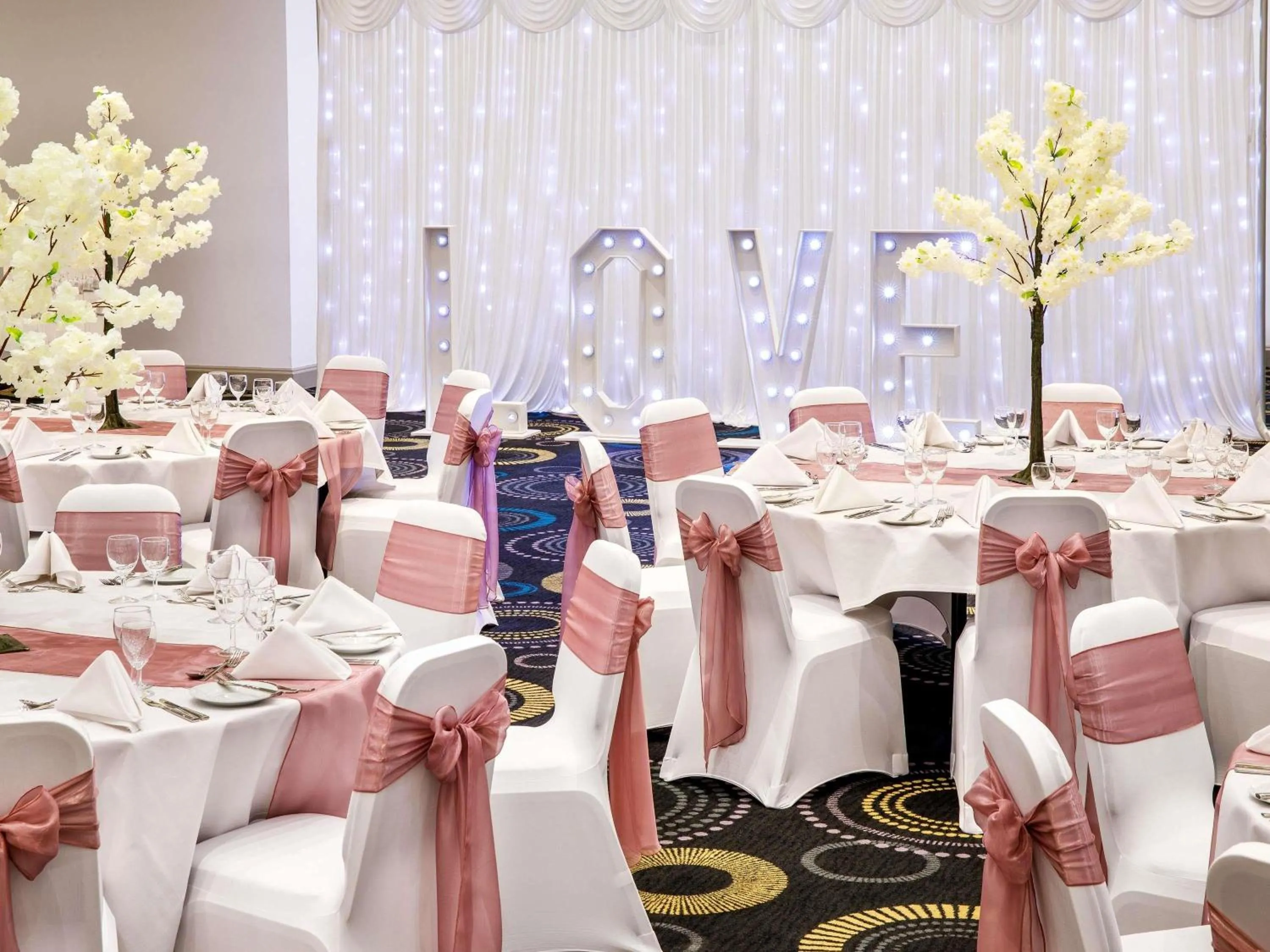 Meeting/conference room in Mercure Telford Centre Hotel