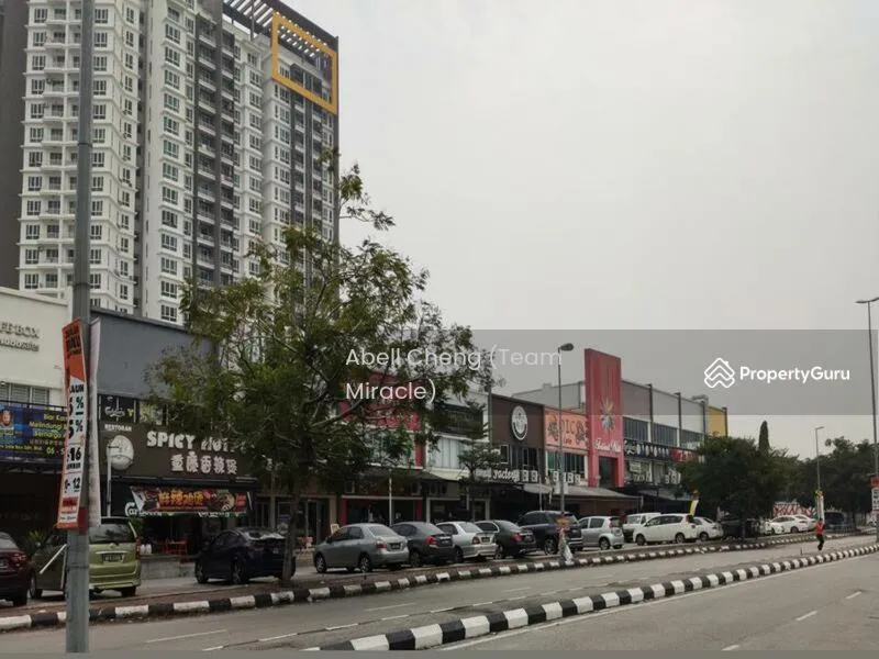 Restaurant/places to eat in Ipoh D Festivo Suites 6-10pax 10mins to Sunway Tambun by IWH
