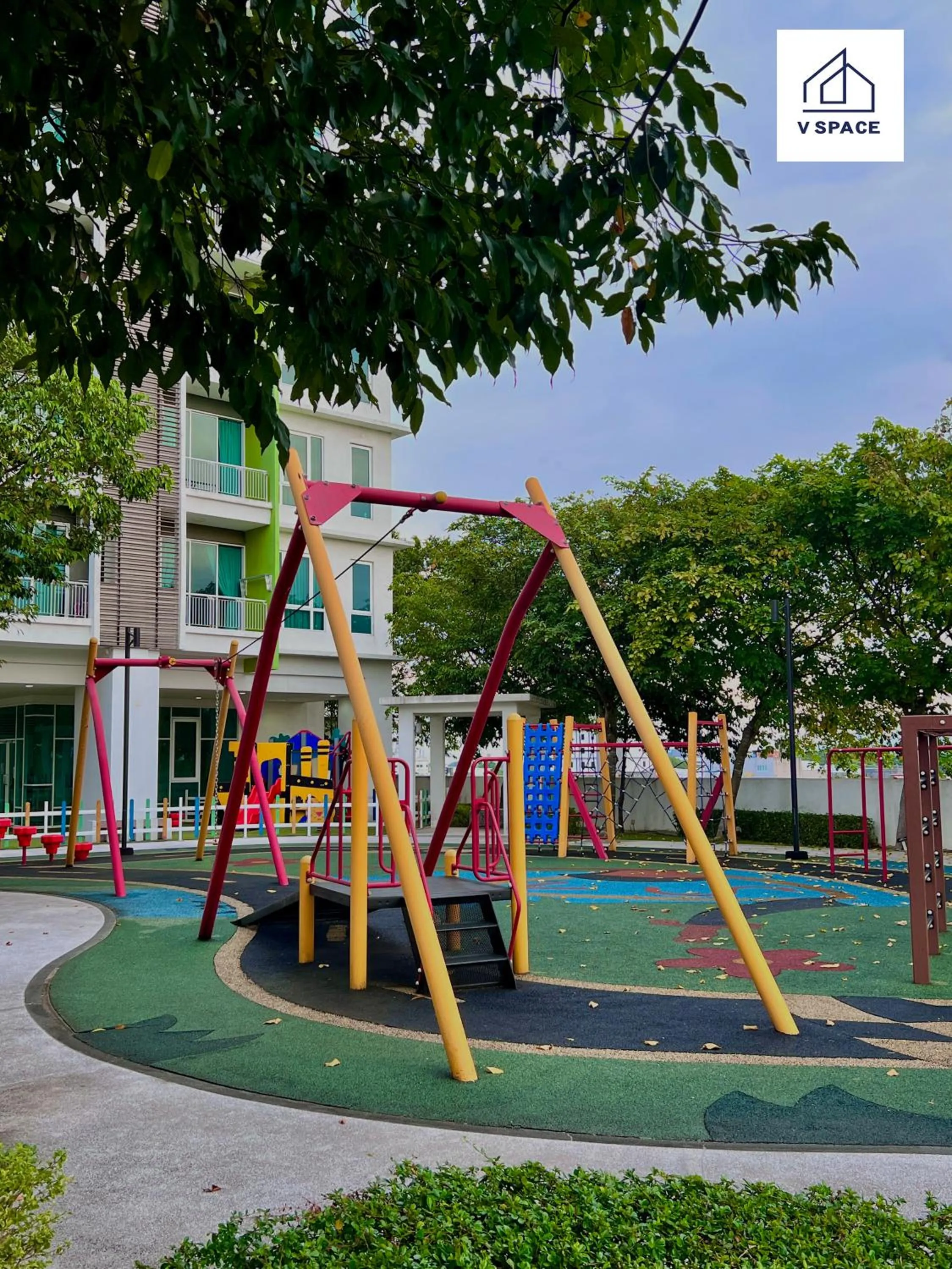 Children play ground in Ipoh D Festivo Suites 6-10pax 10mins to Sunway Tambun by IWH