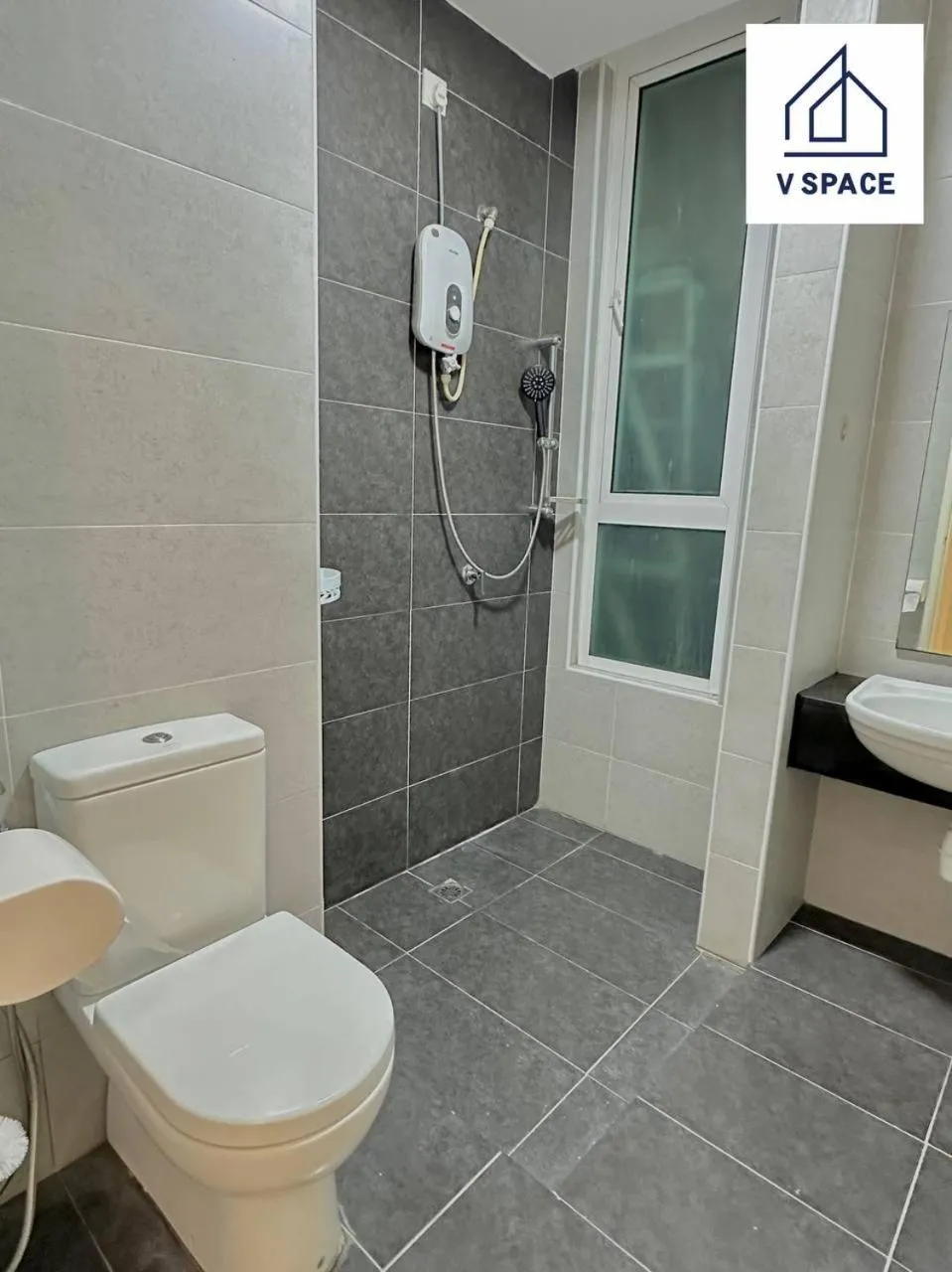 Shower in Ipoh D Festivo Suites 6-10pax 10mins to Sunway Tambun by IWH