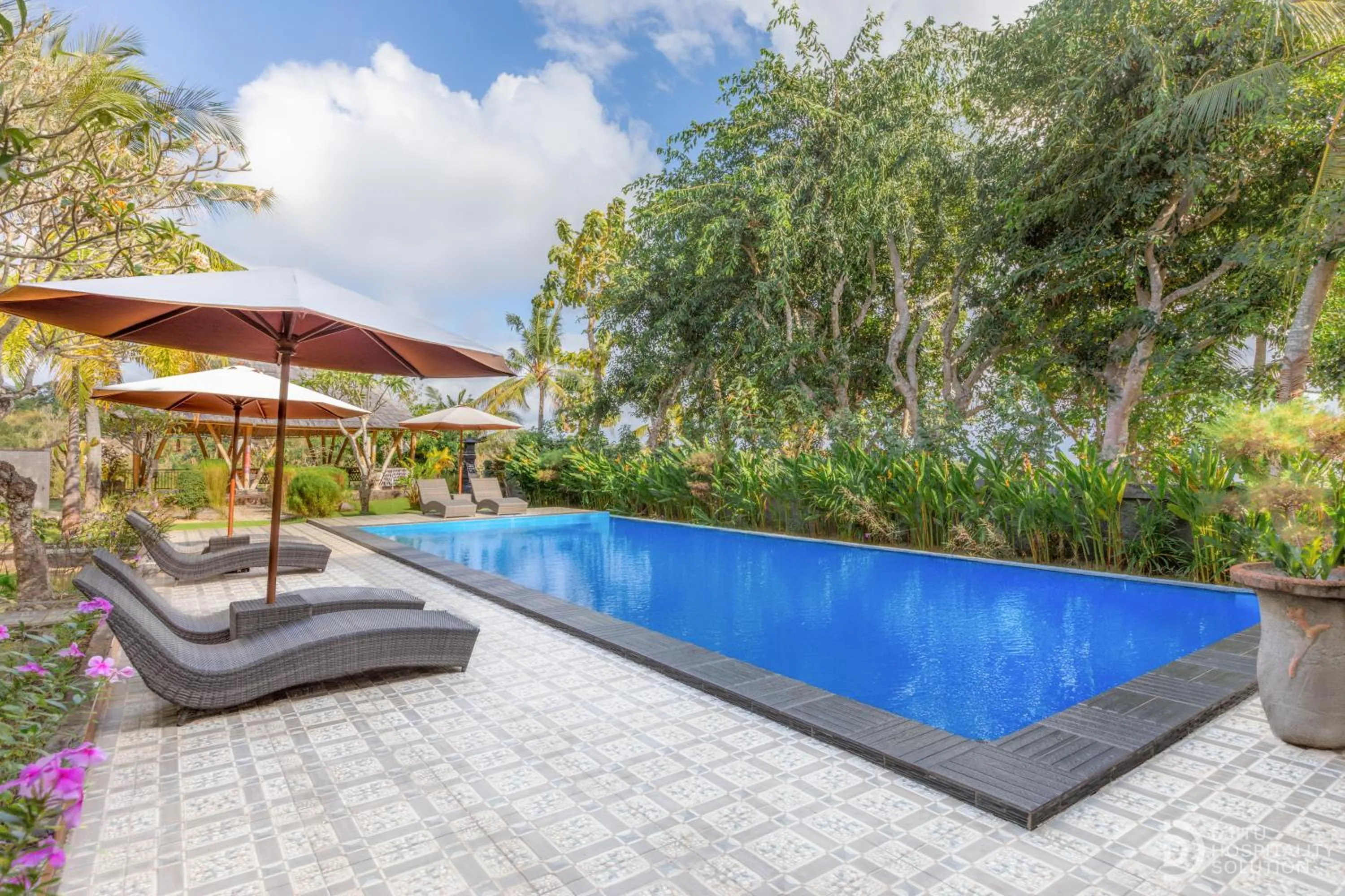 Pool view in Tinggian Hill Retreat