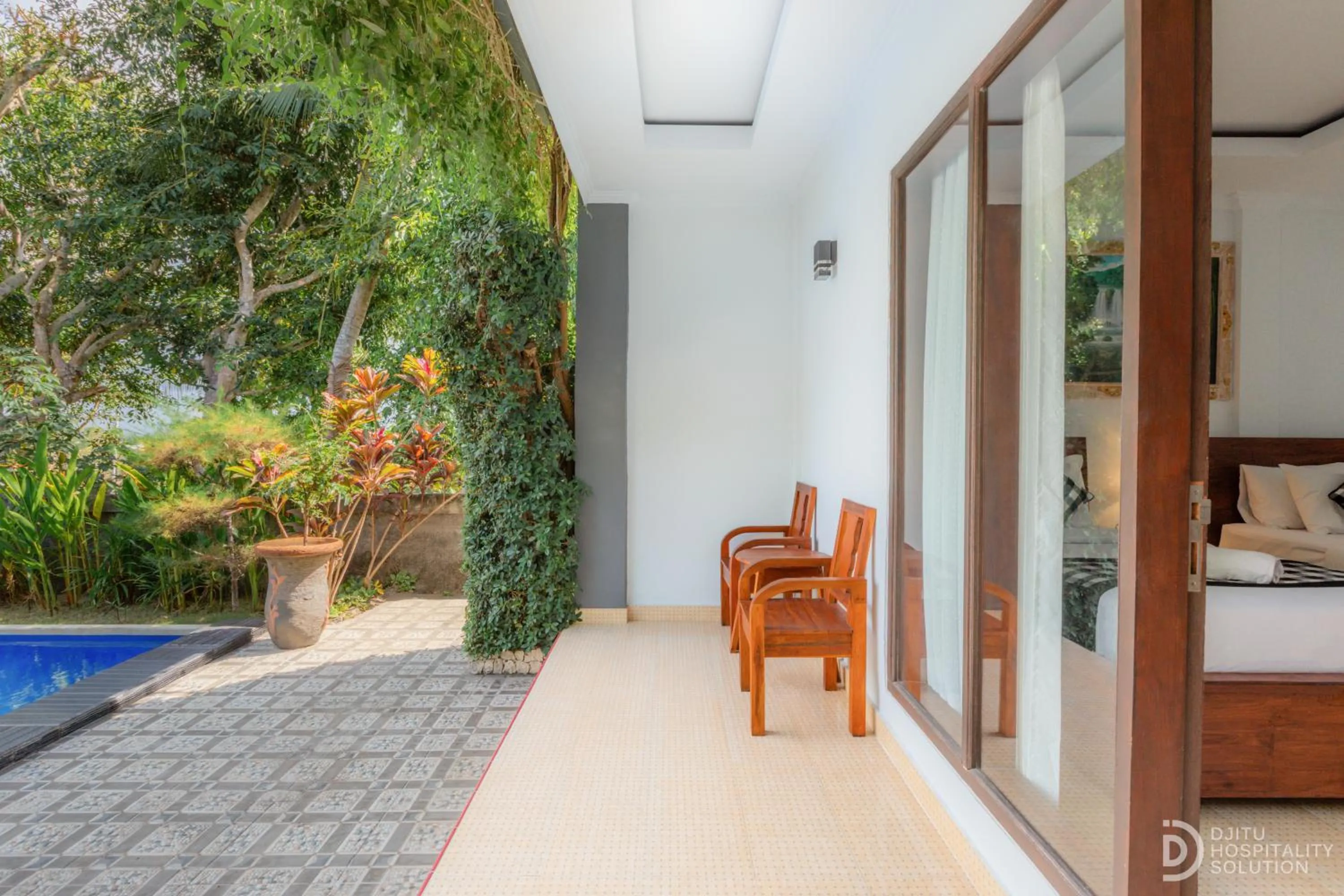 Balcony/Terrace in Tinggian Hill Retreat