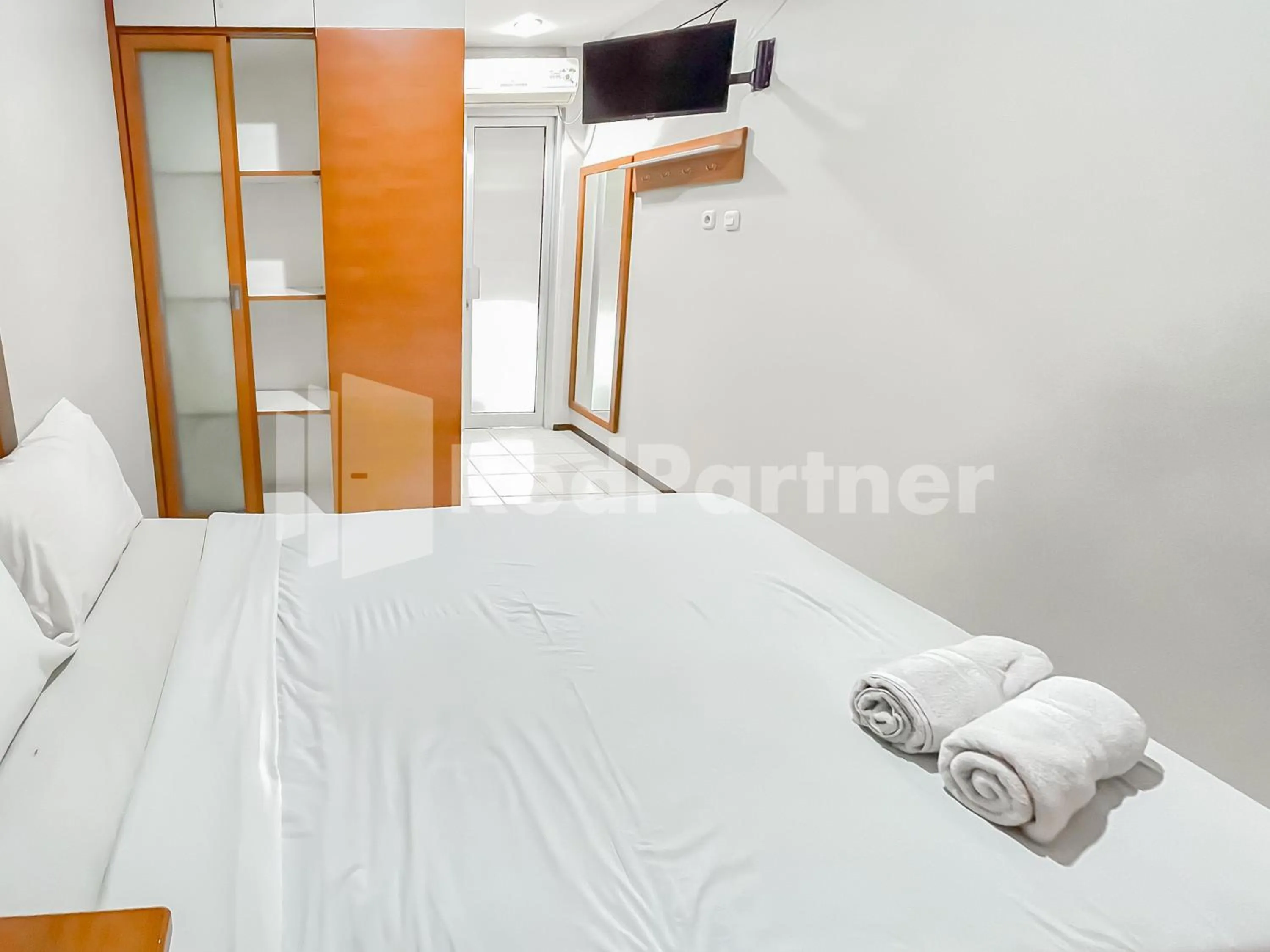 Bedroom in Sang Surya GuestHouse Syariah Near RS Hasan Sadikin Mitra RedDoorz