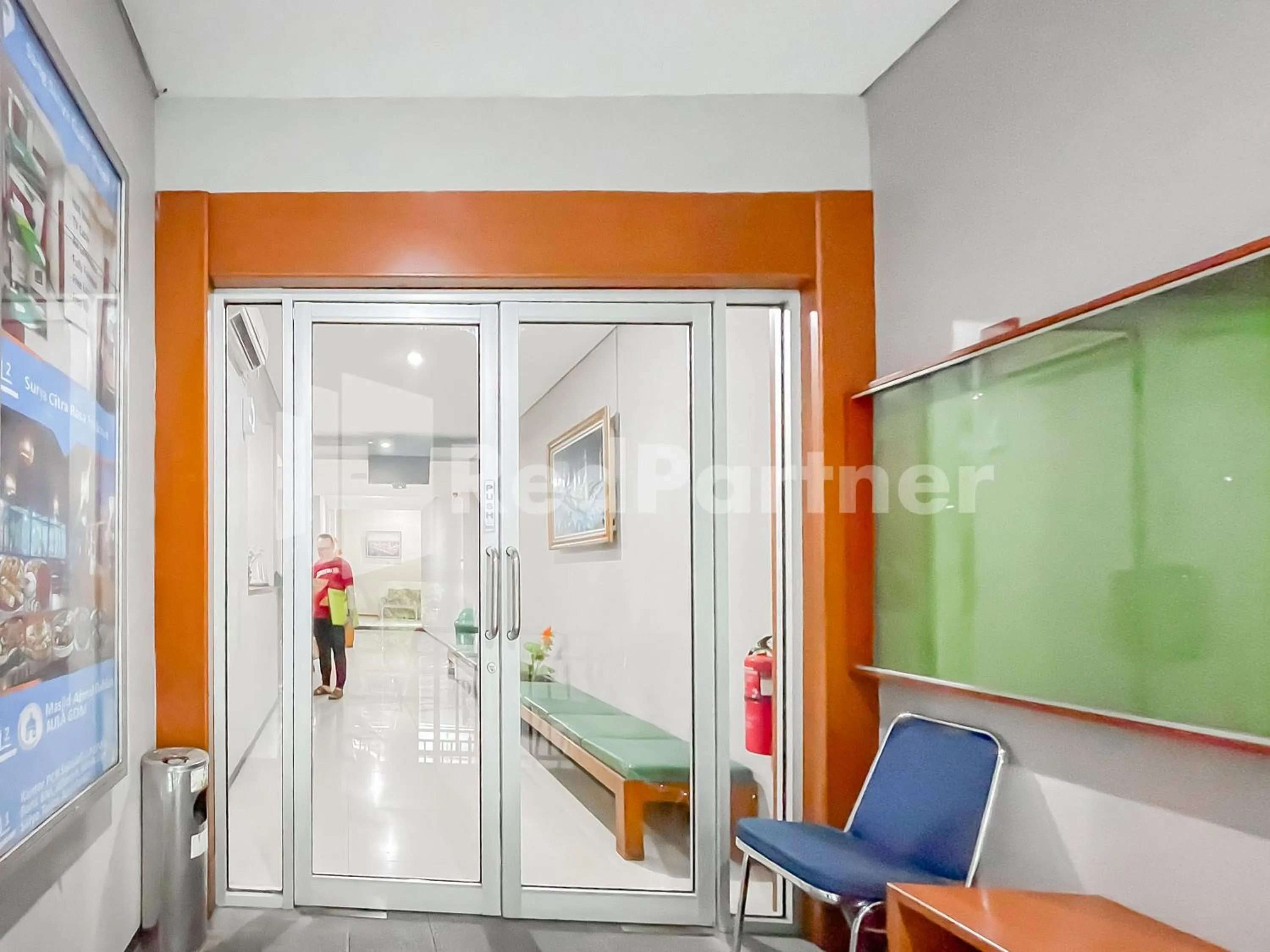 Property building in Sang Surya GuestHouse Syariah Near RS Hasan Sadikin Mitra RedDoorz