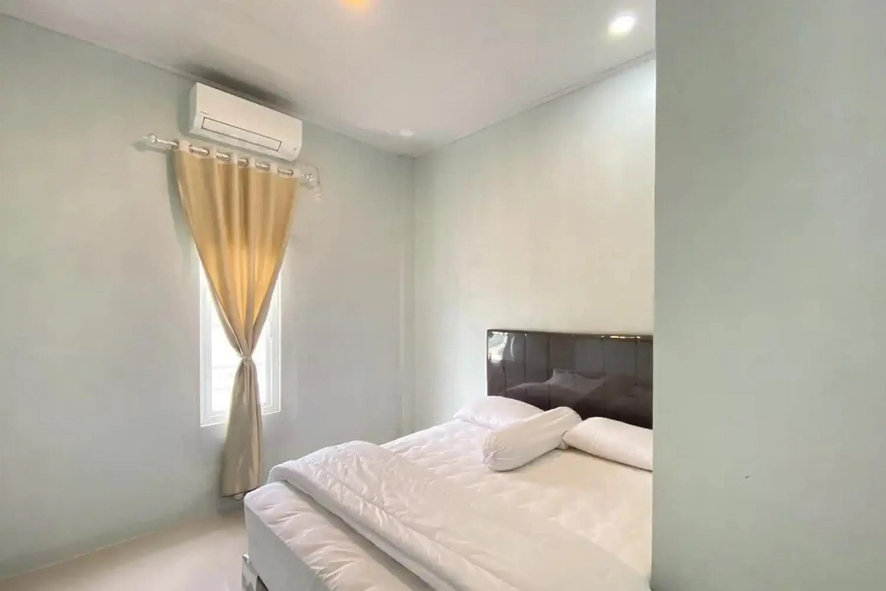 RedDoorz Syariah near Kantor Bupati Pantai Pandan Sibolga RedDoorz Syariah near Kantor Bupati Pantai Pandan Sibolga