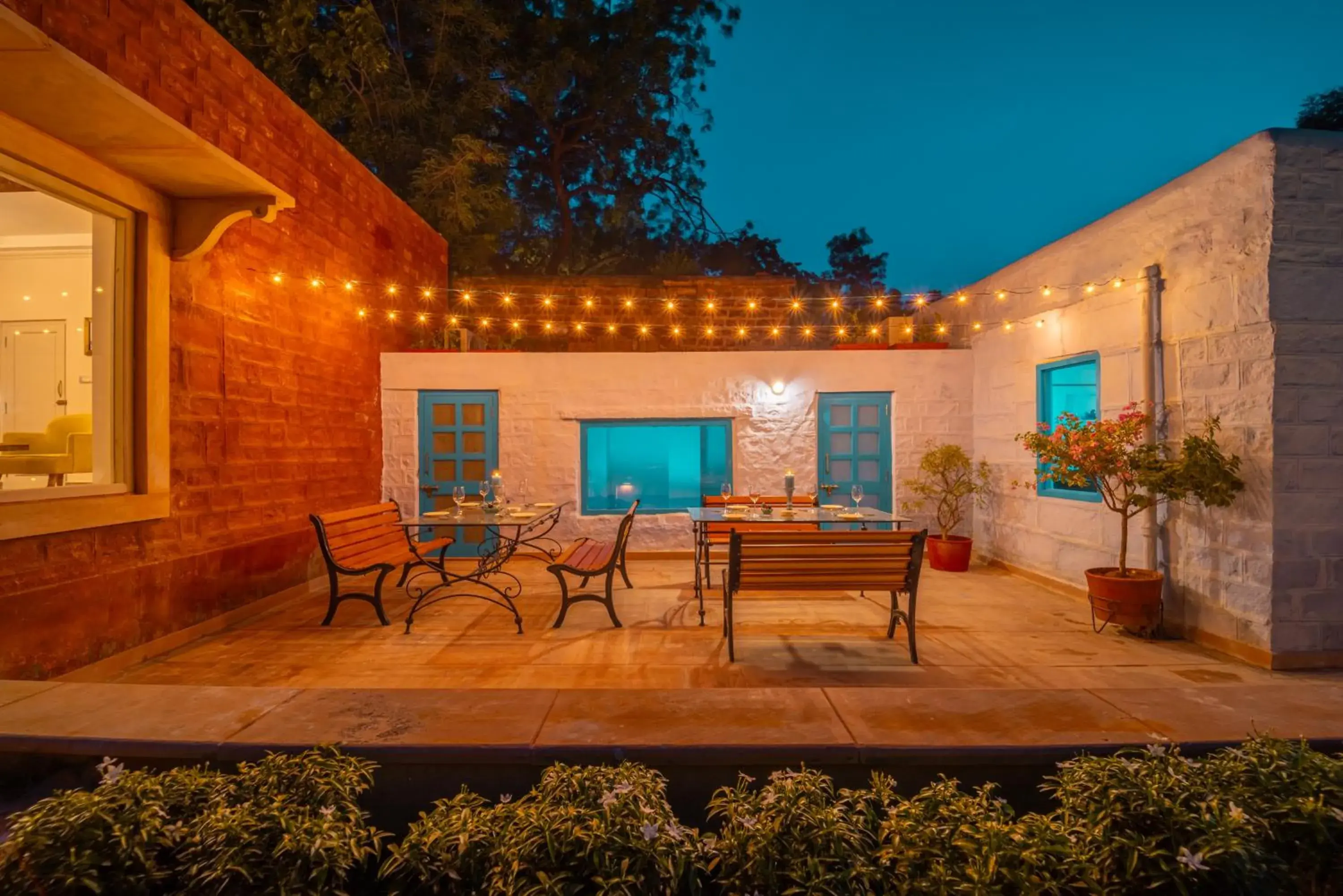 Lounge or bar in Tree Of Life Bhadrajun House, Jodhpur Lounge or bar in Tree Of Life Bhadrajun House, Jodhpur