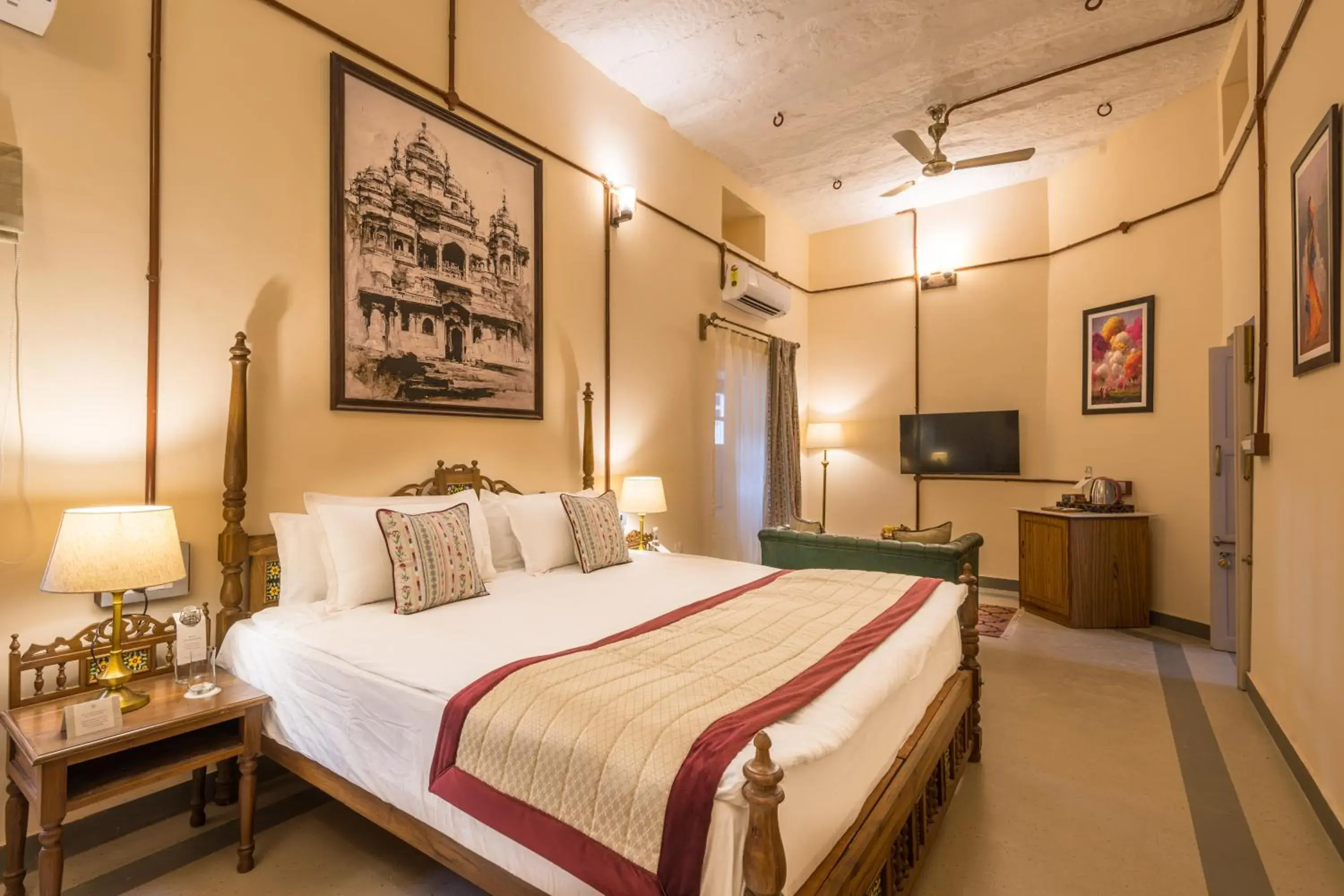 Bedroom, Bed in Tree Of Life Bhadrajun House, Jodhpur Bedroom, Bed in Tree Of Life Bhadrajun House, Jodhpur