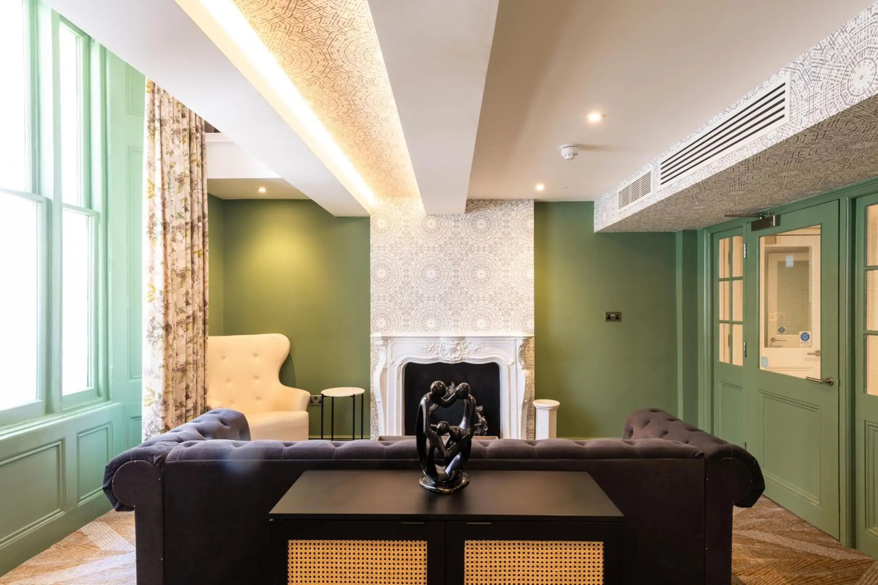 Lobby or reception in Byron Hotel Lobby or reception in Byron Hotel