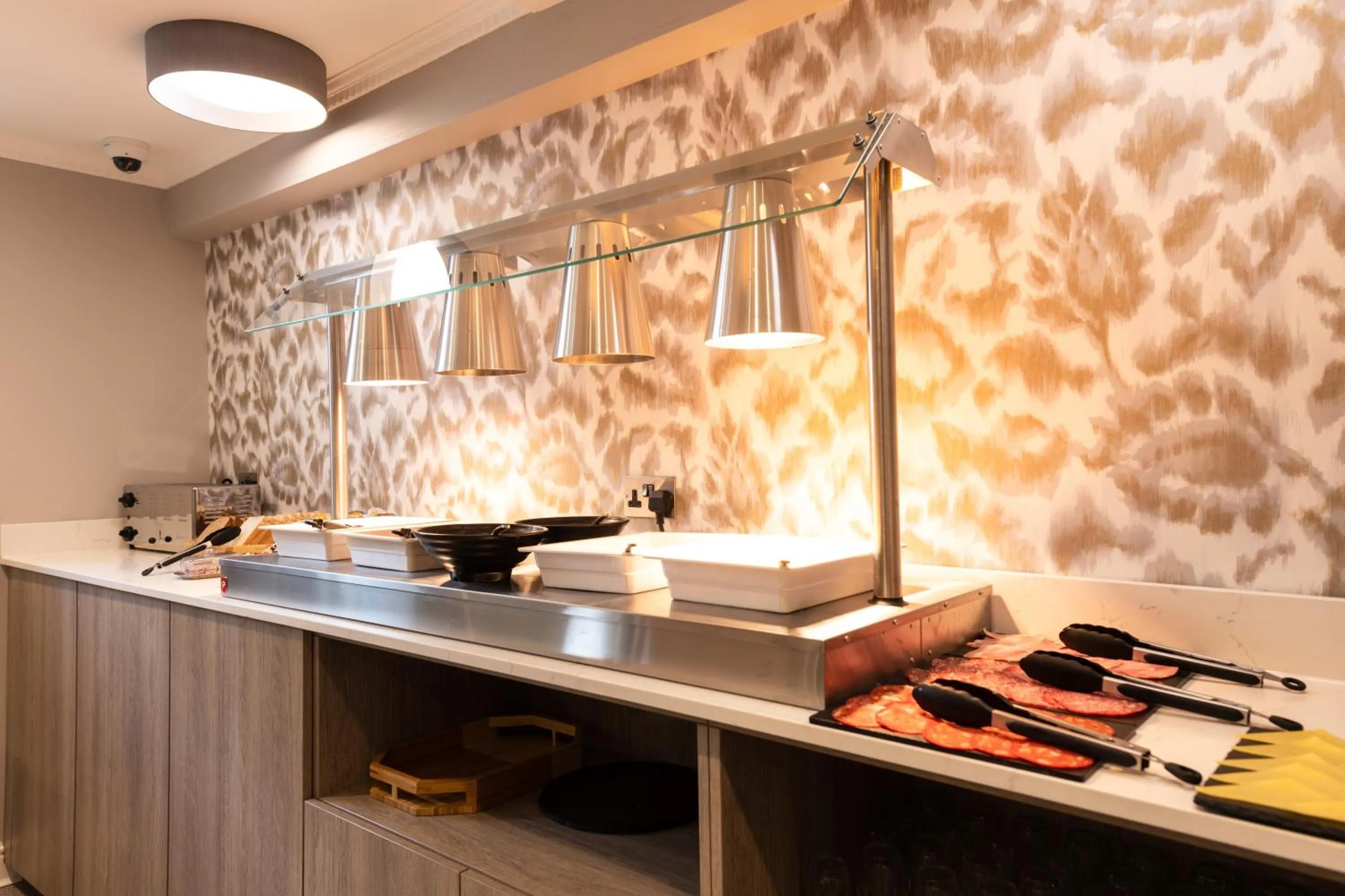 Breakfast in Byron Hotel