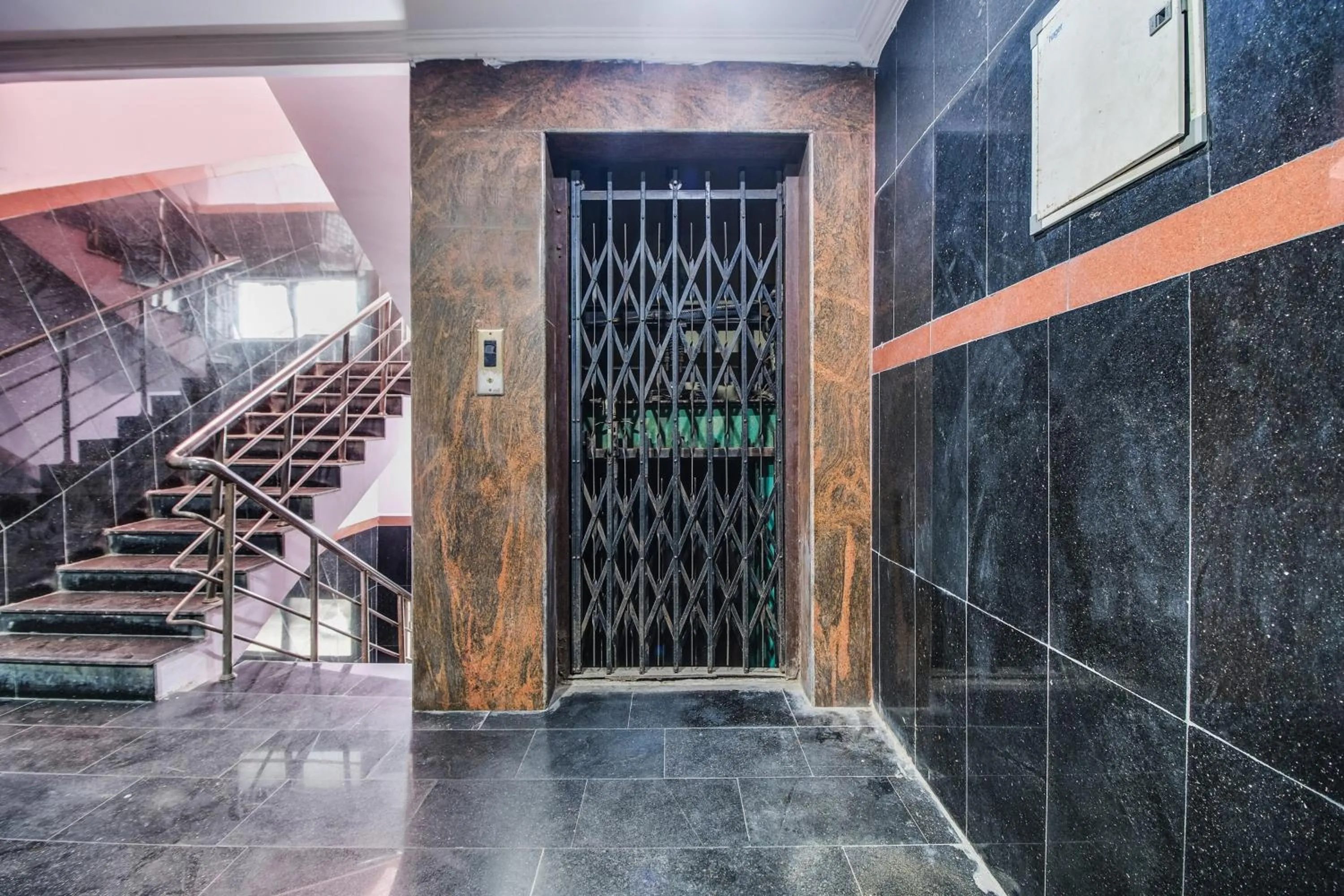 Facade/entrance in Hotel O Sir Vr Sairam Lodge