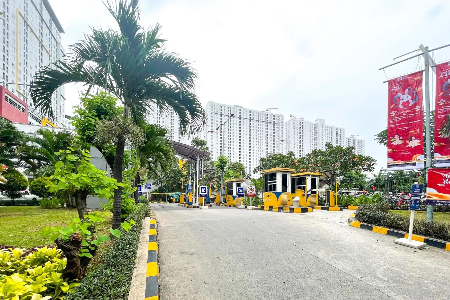 Location in RedLiving Apartemen Bassura City - Premium Property