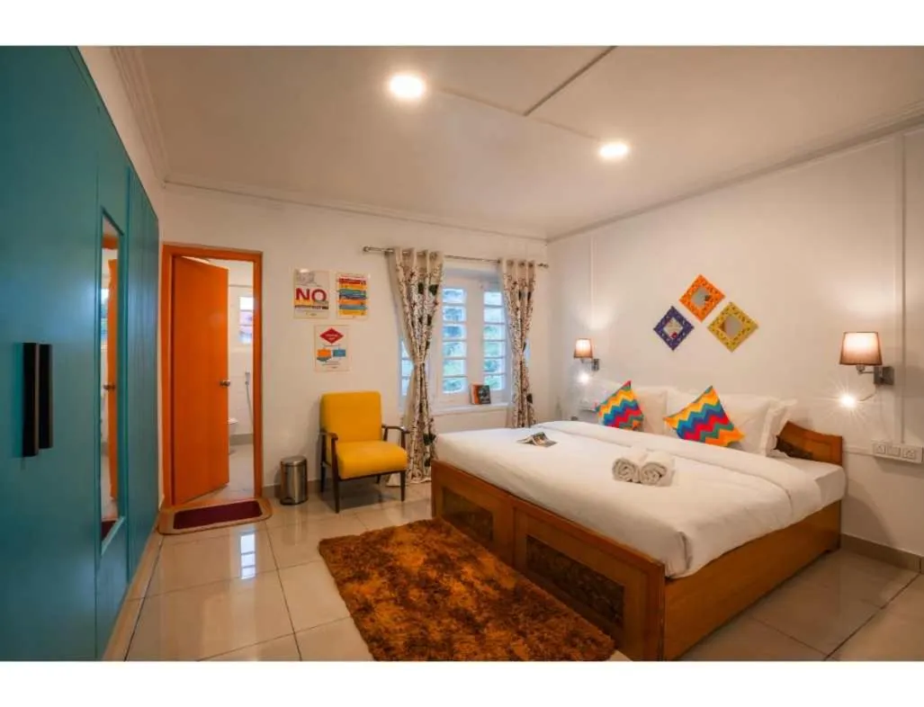 Bed in goSTOPS Srinagar