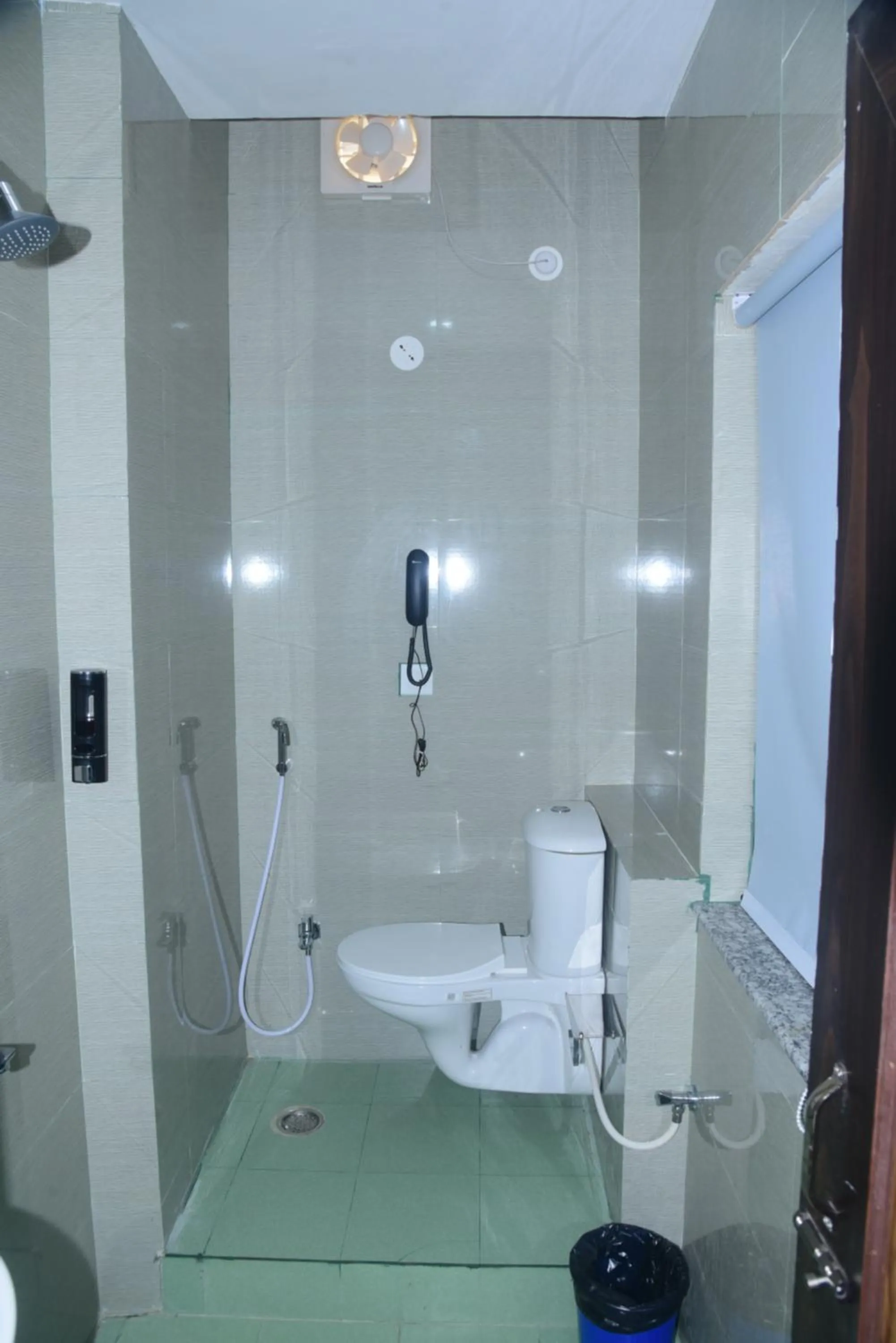 Bathroom in Hotel Gridhakuta International