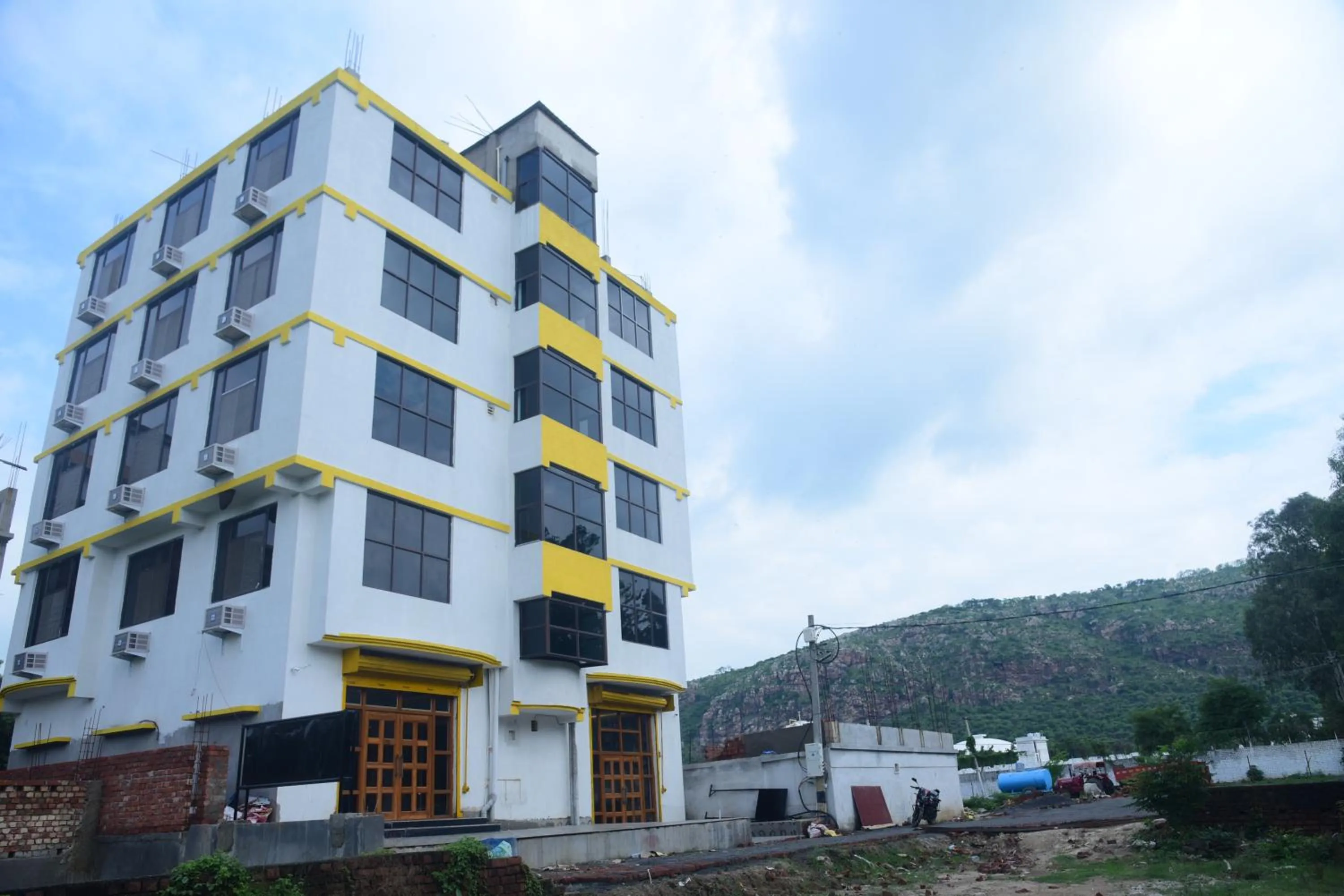 View (from property/room) in Hotel Gridhakuta International