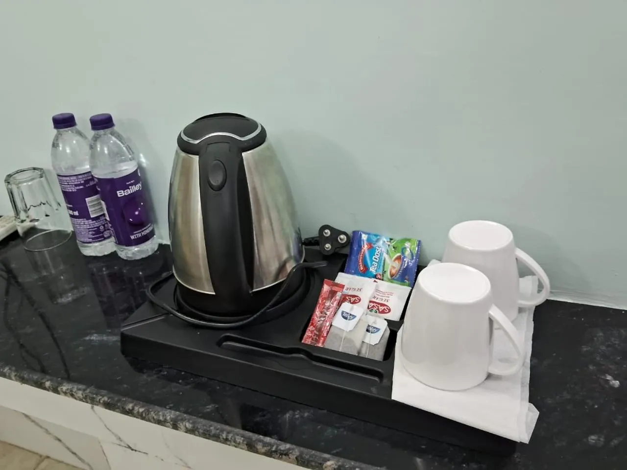 Coffee/tea facilities in Hotel Gridhakuta International