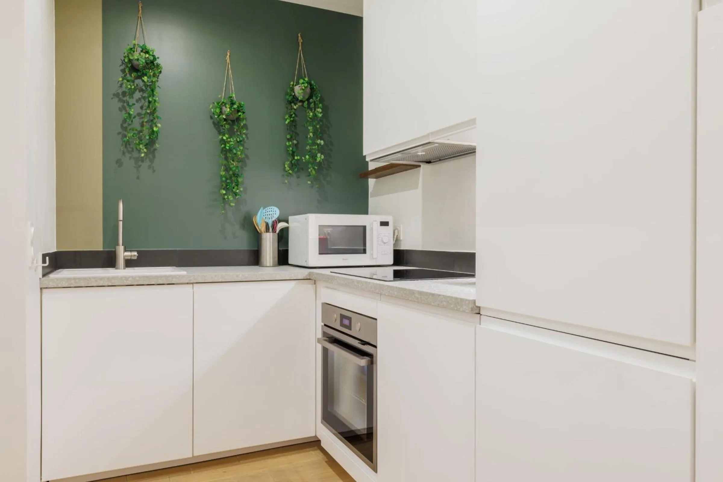 Kitchen or kitchenette in Authentic studio - 2P - Eiffel Tower