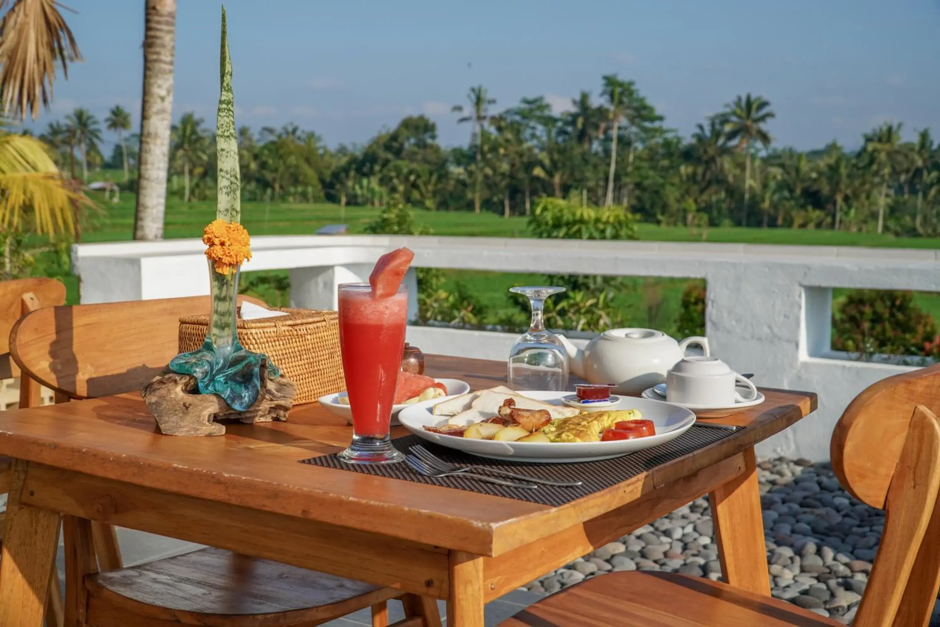 Restaurant/places to eat in The Nenggala Suite Restaurant/places to eat in The Nenggala Suite