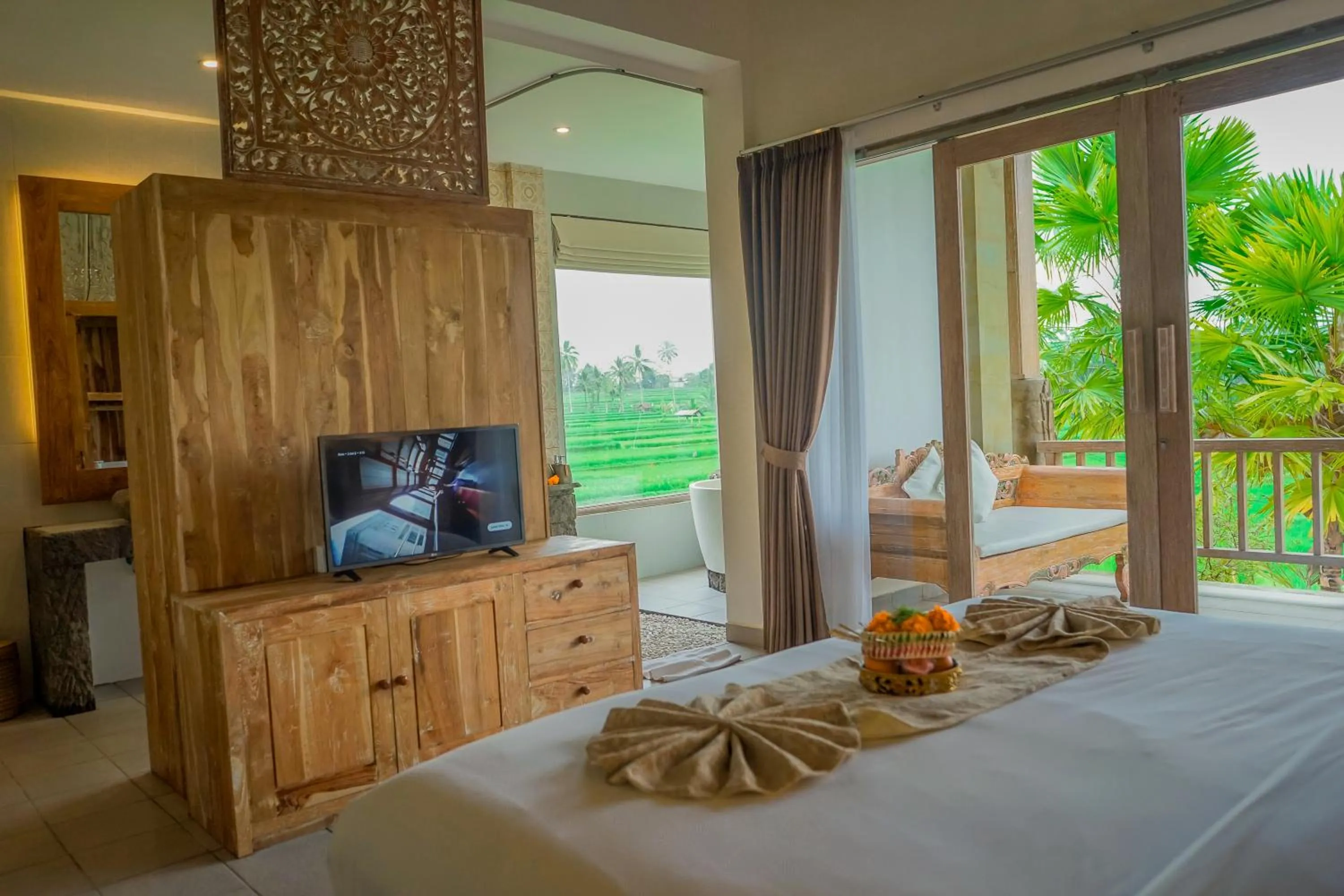 TV and multimedia, Bed in The Nenggala Suite