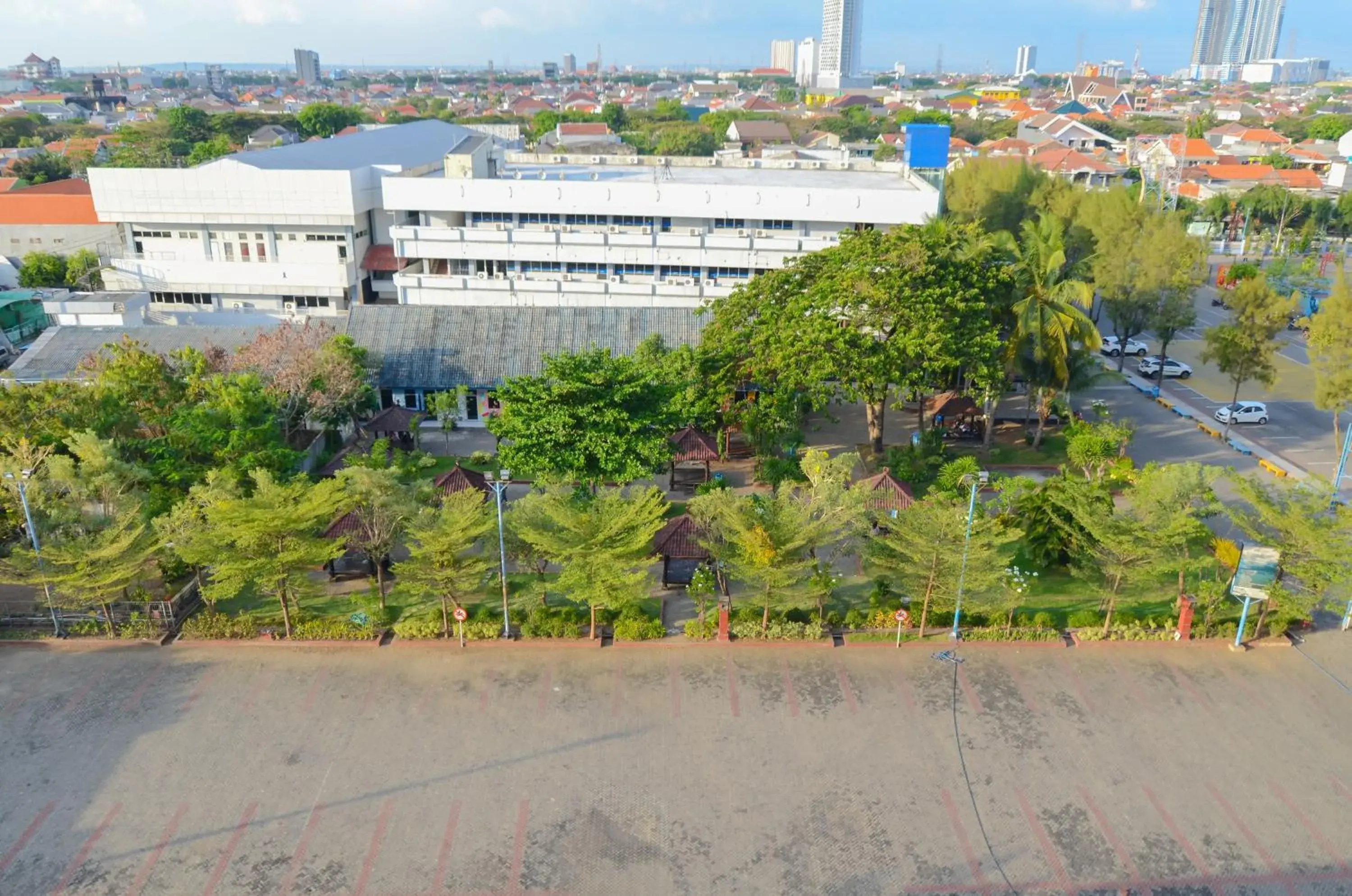 Property building in Graha Widya Bhakti at STIESIA Surabaya Property building in Graha Widya Bhakti at STIESIA Surabaya