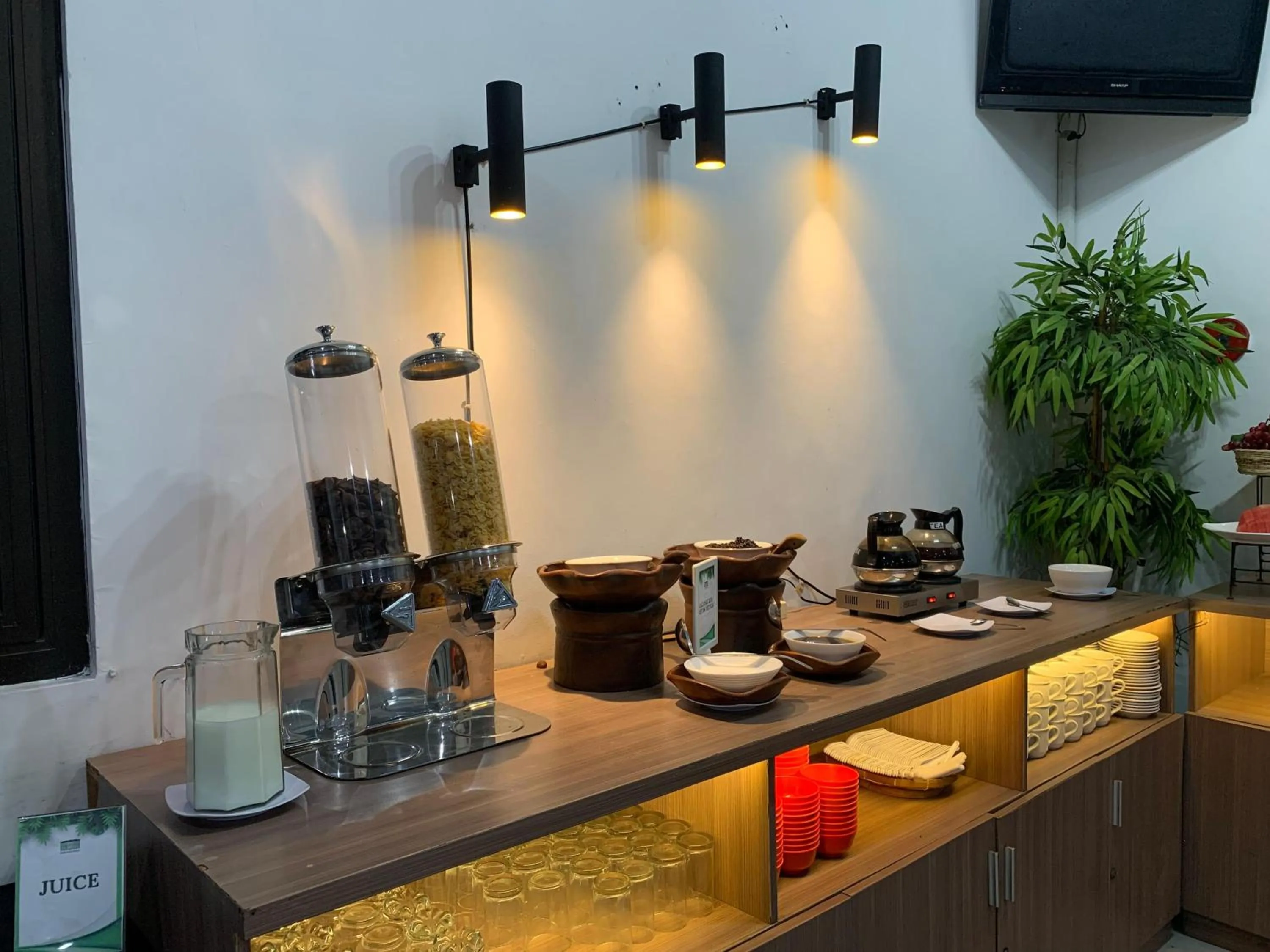 Food and drinks in Graha Widya Bhakti at STIESIA Surabaya