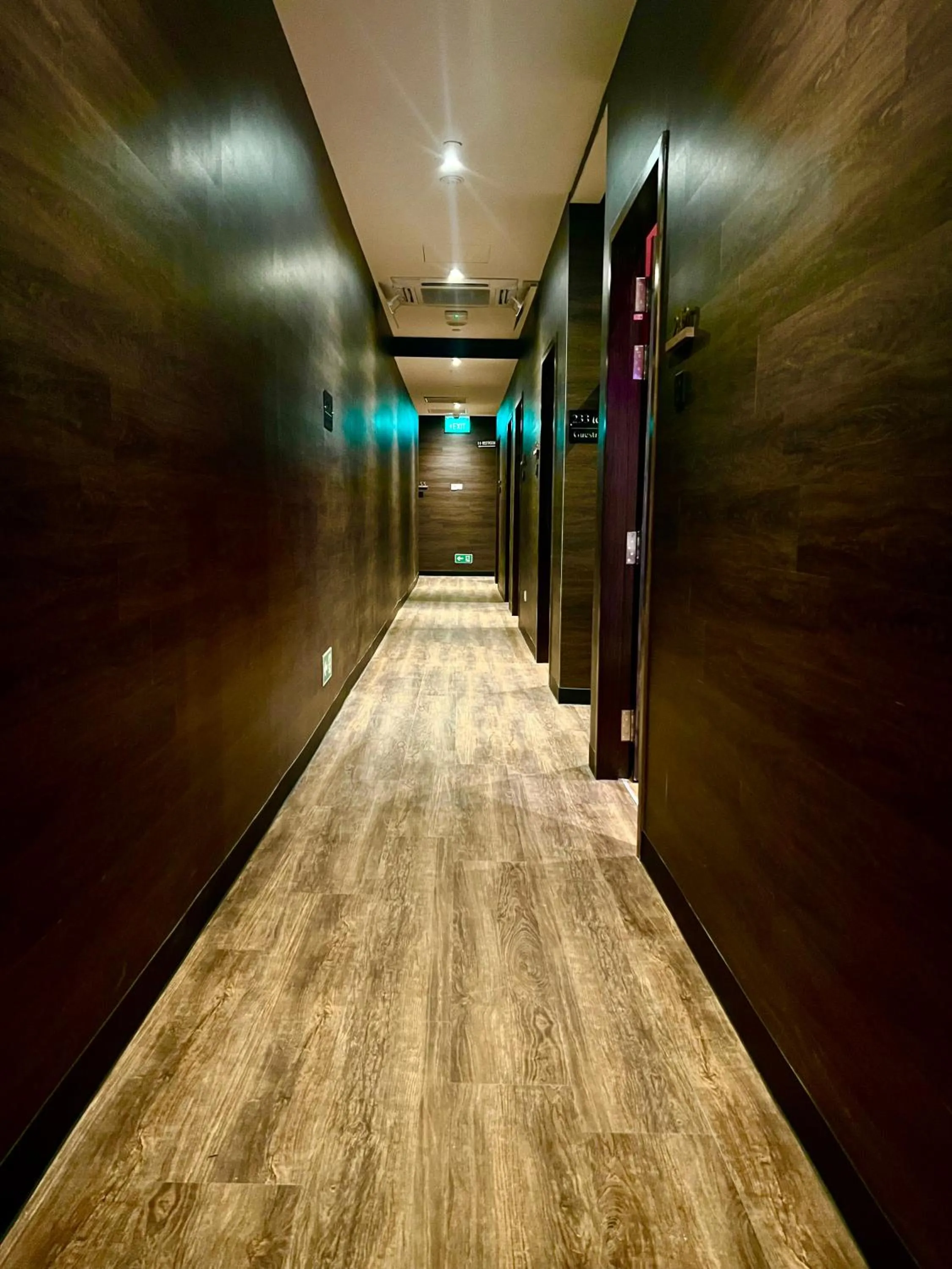 Area and facilities in Arena eSports @ Orchard