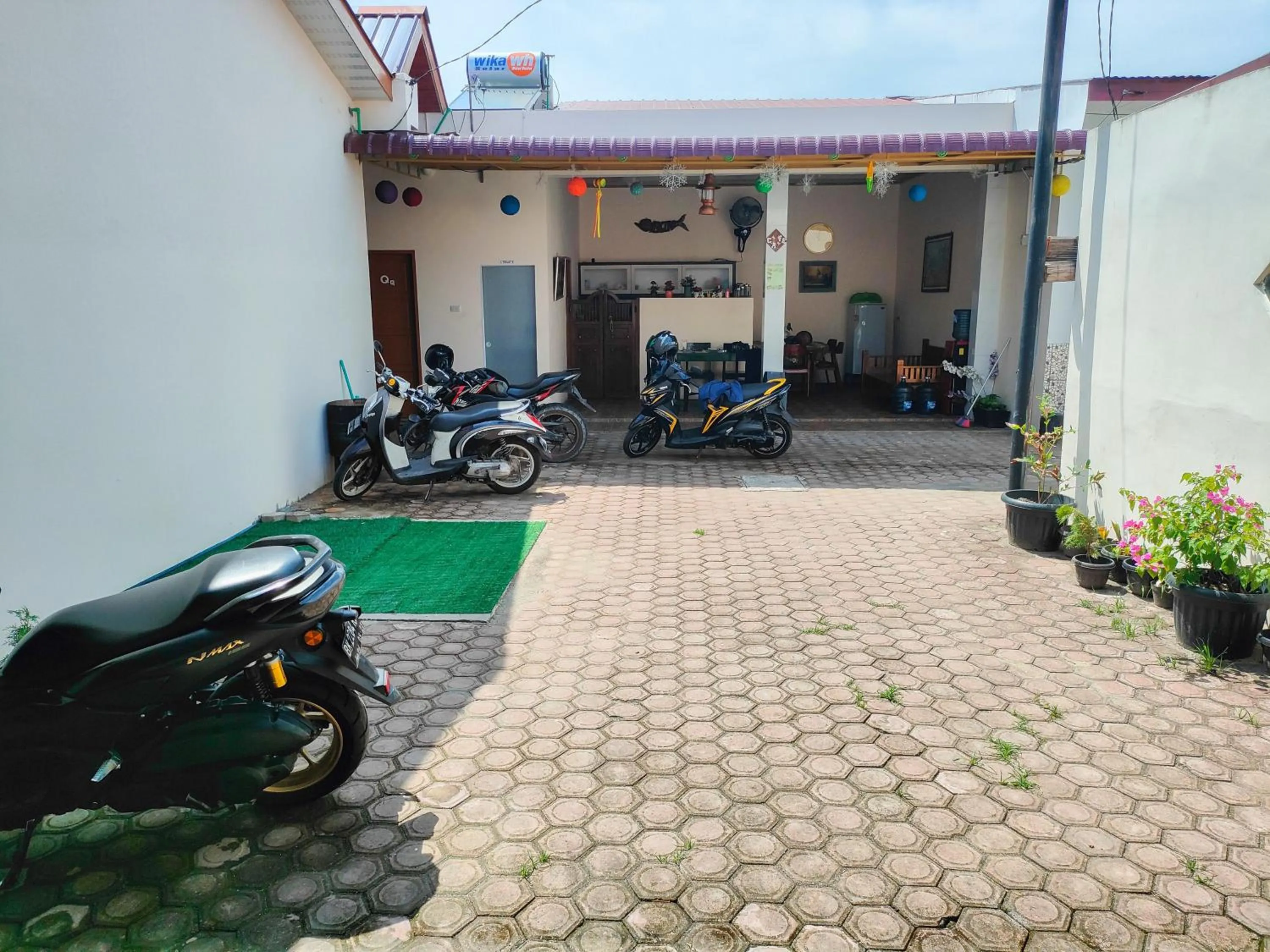 Property building in New Era Family Homestay Binjai Mitra RedDoorz