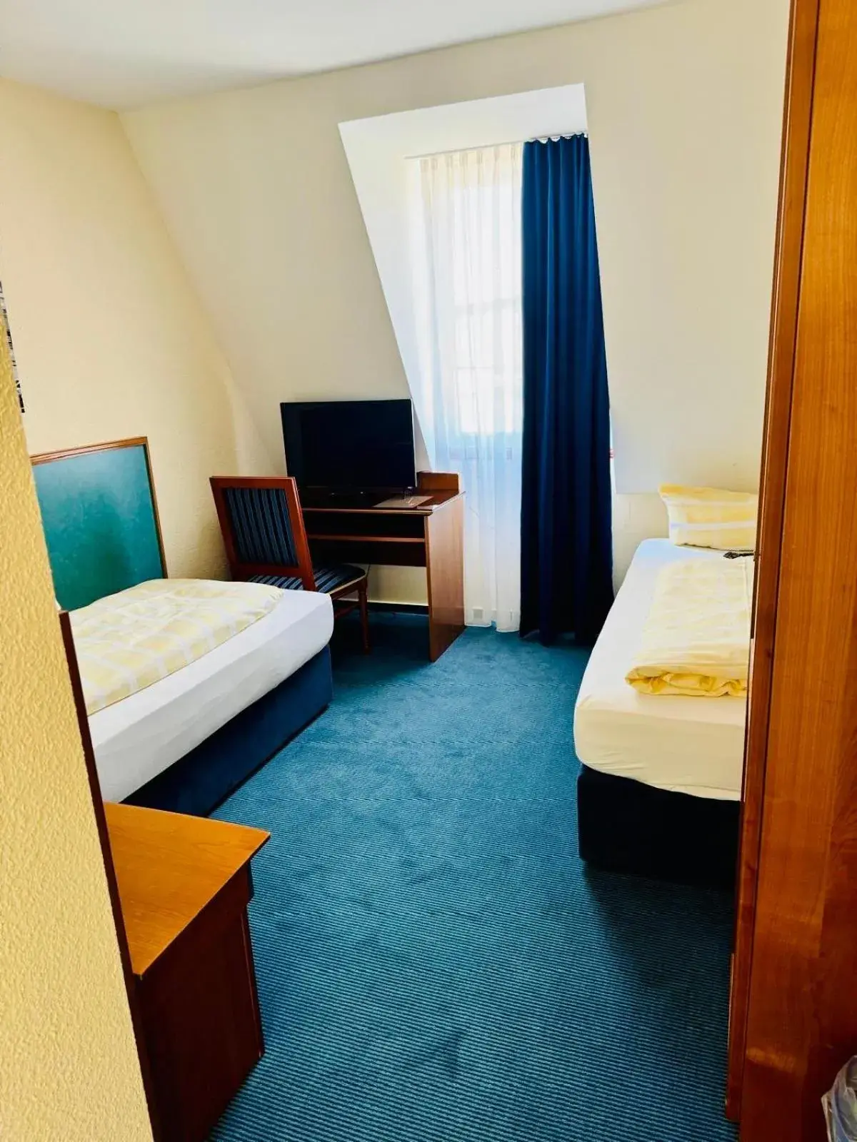 Standard Twin Room in Hotel am Bayrischen Platz Standard Twin Room in Hotel am Bayrischen Platz