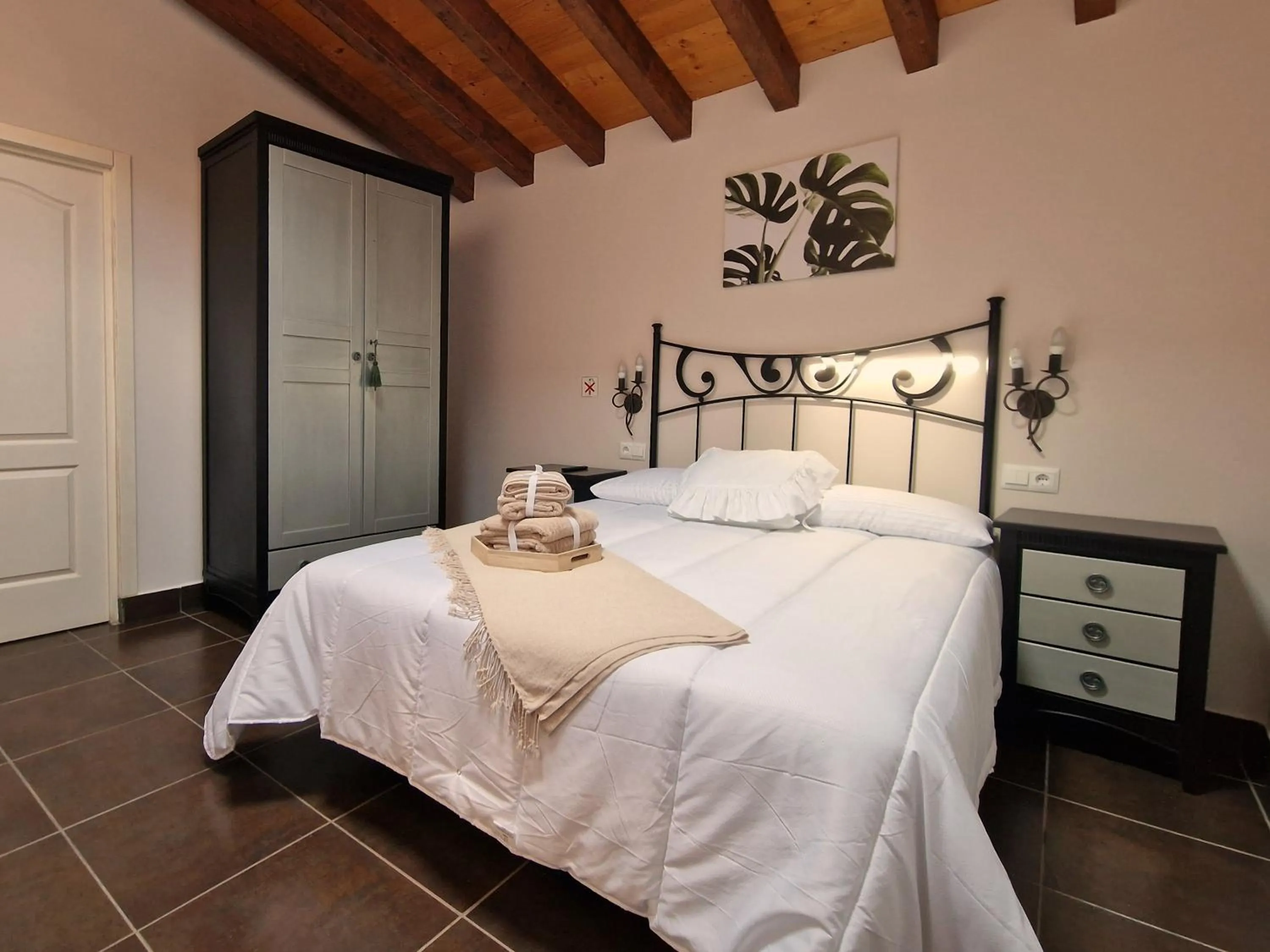 Bed in Camino del Norte Santillana del Mar