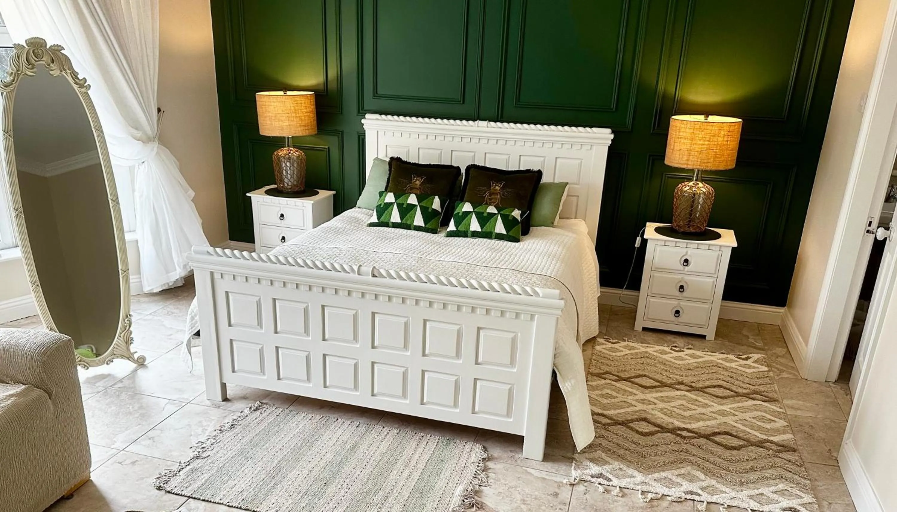 Bed in Beaufort House Accomodation