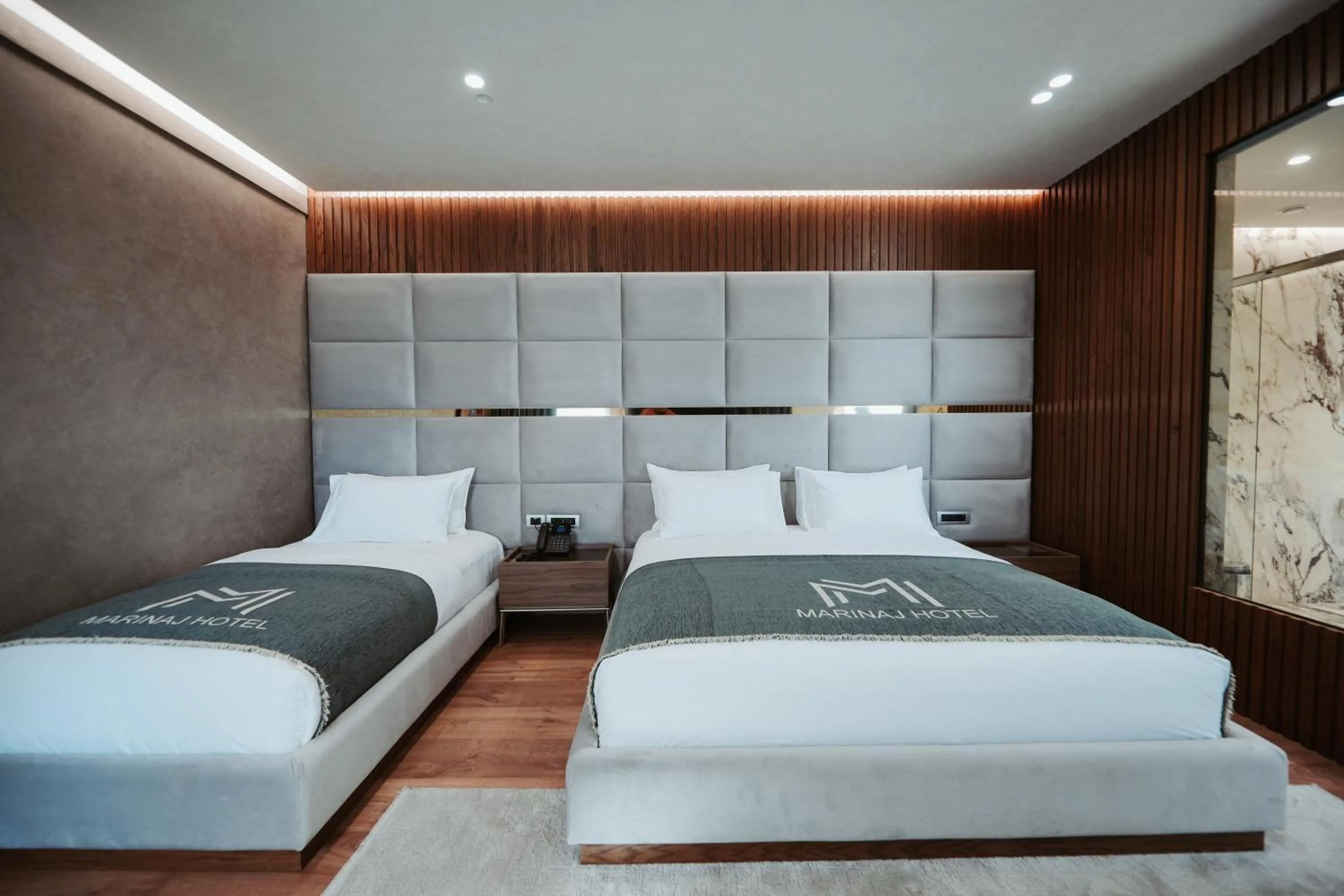 Bed in Marinaj Hotel & SPA