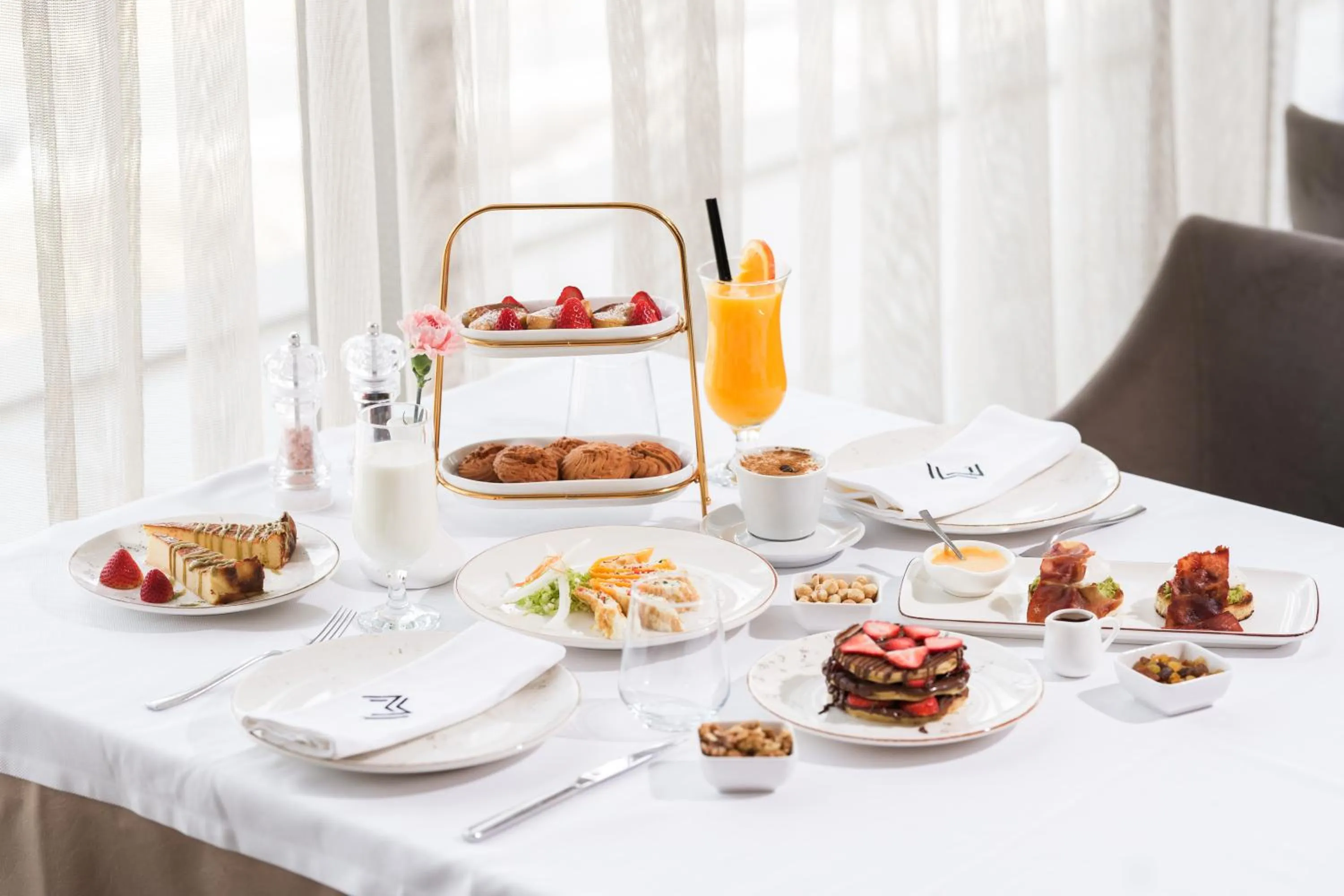 Breakfast in Marinaj Hotel & SPA