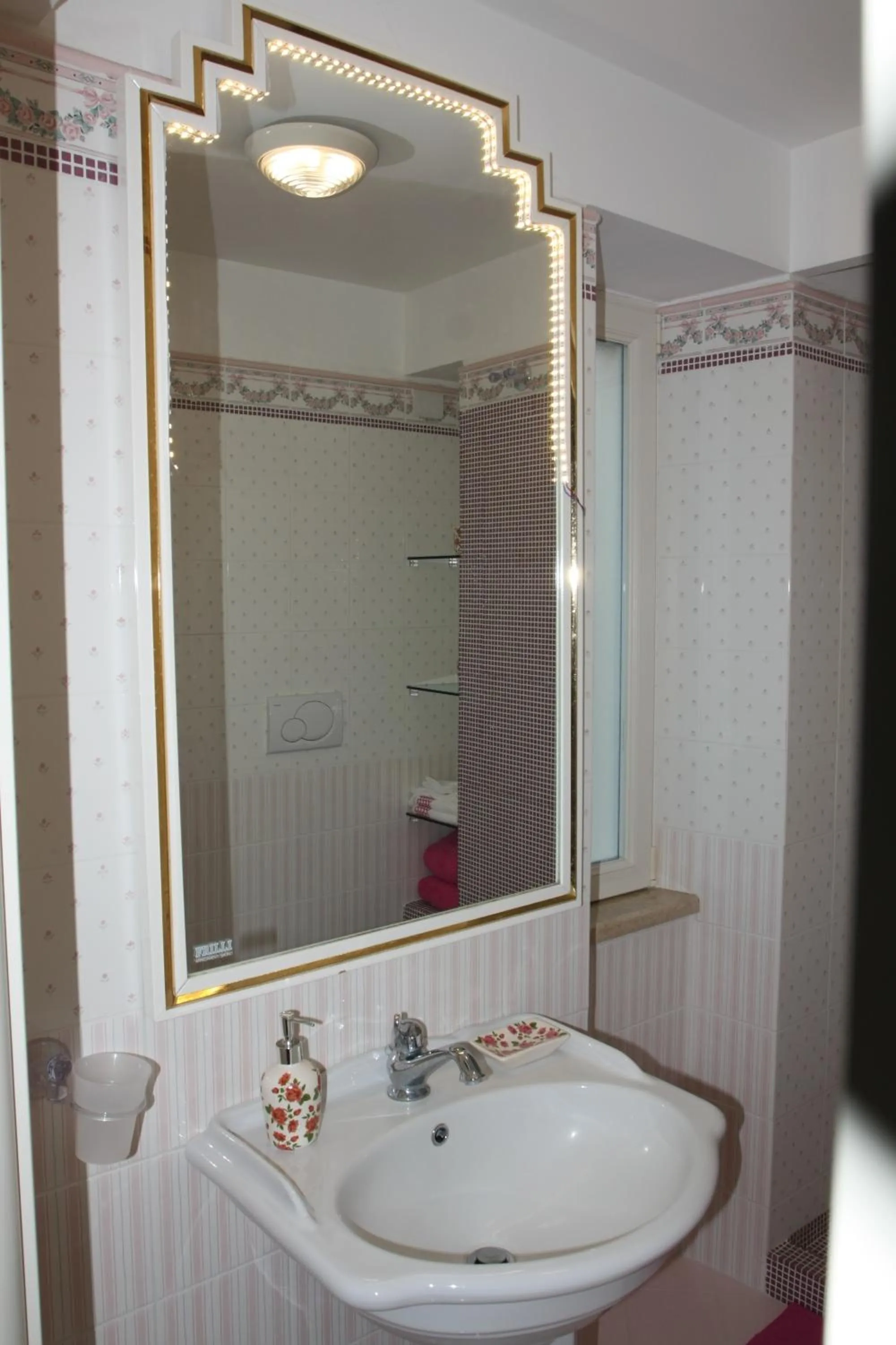 Bathroom in Bed and Breakfast Angolo Fiorito