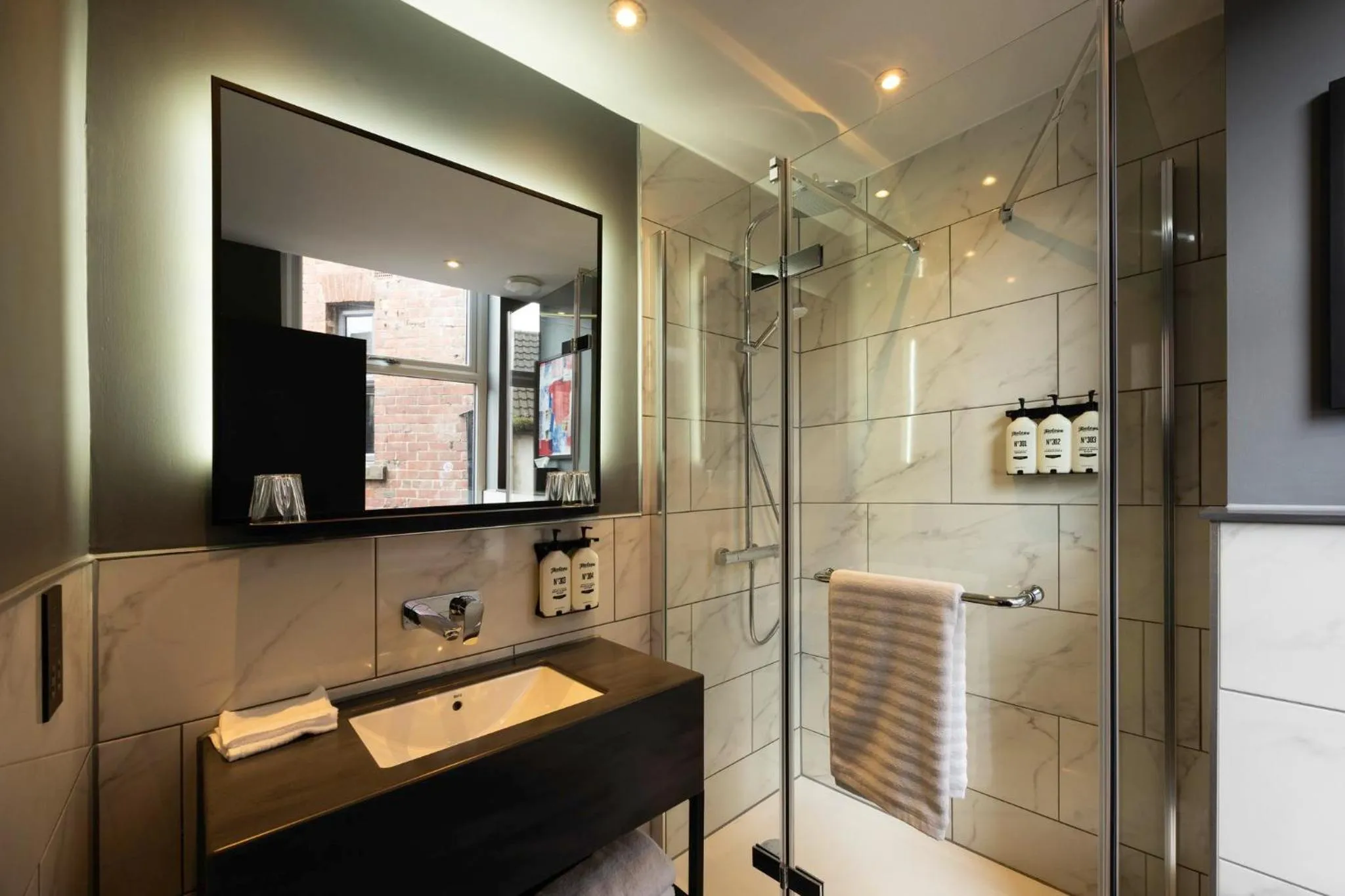 Bathroom in Hotel Indigo Leeds by IHG