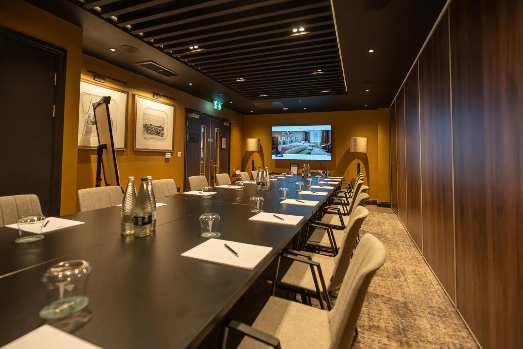 Meeting/conference room in Hotel Indigo Leeds by IHG
