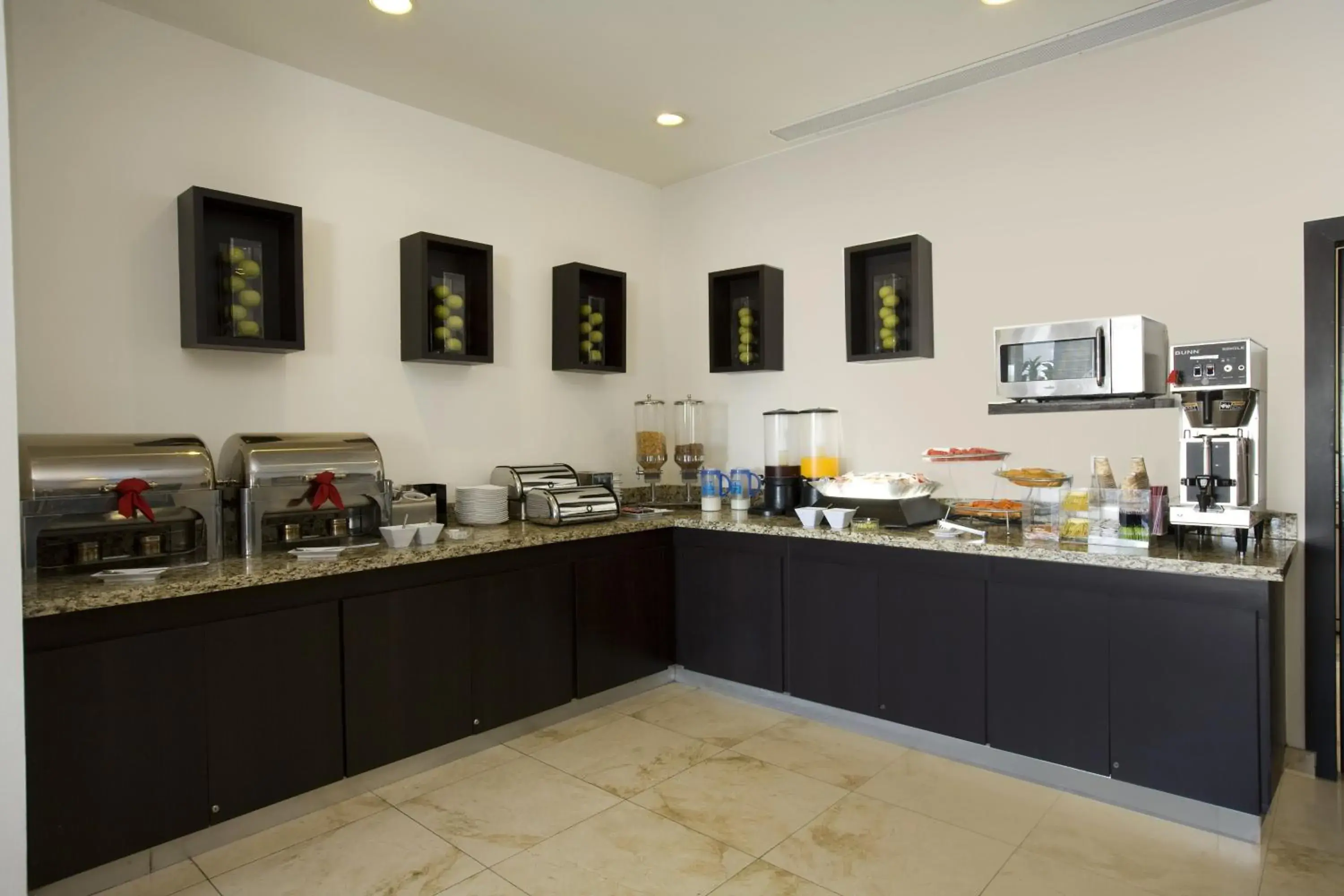 Breakfast in One Aguascalientes Sur Breakfast in One Aguascalientes Sur