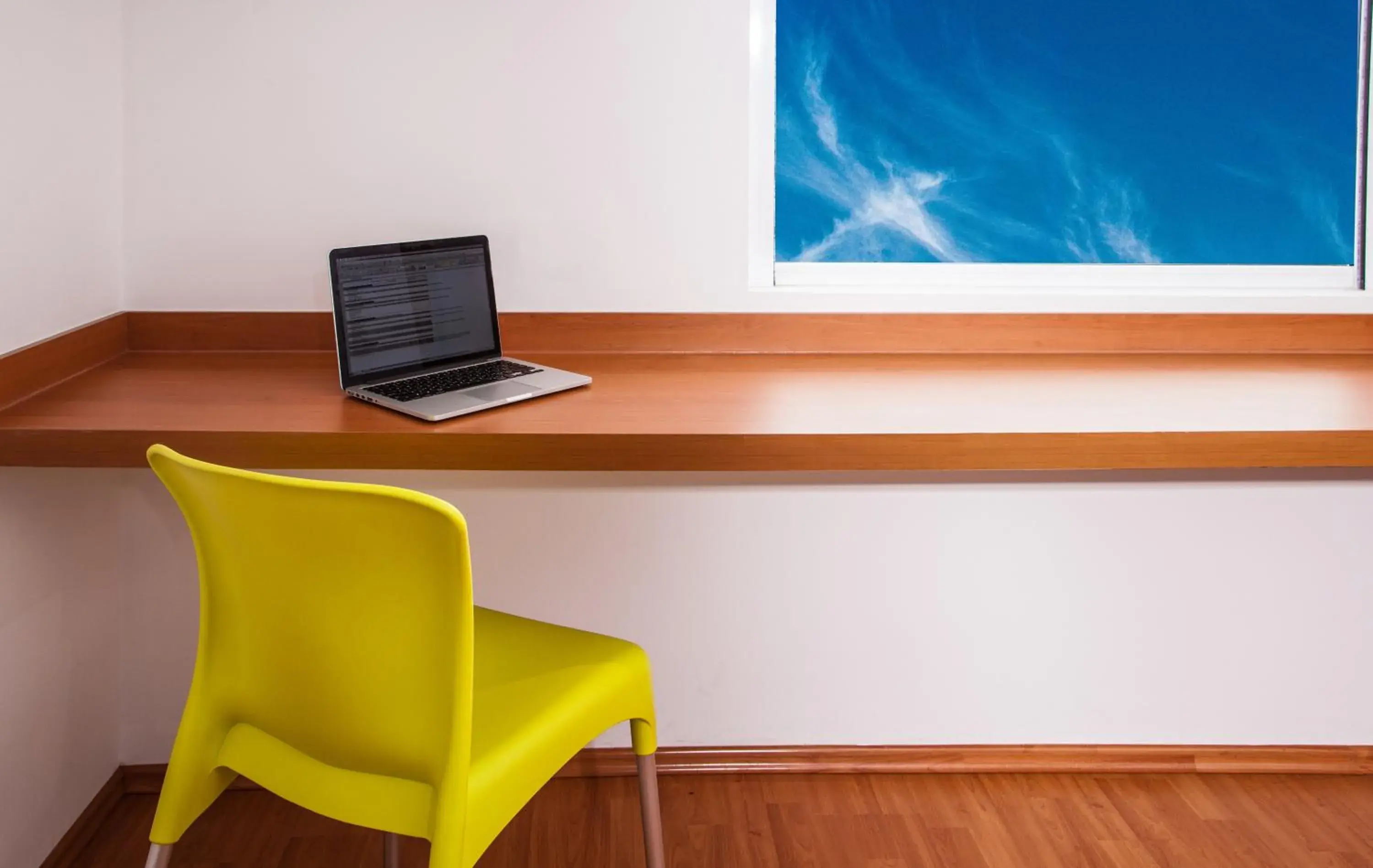 Photo of the whole room in One Aguascalientes Sur Photo of the whole room in One Aguascalientes Sur