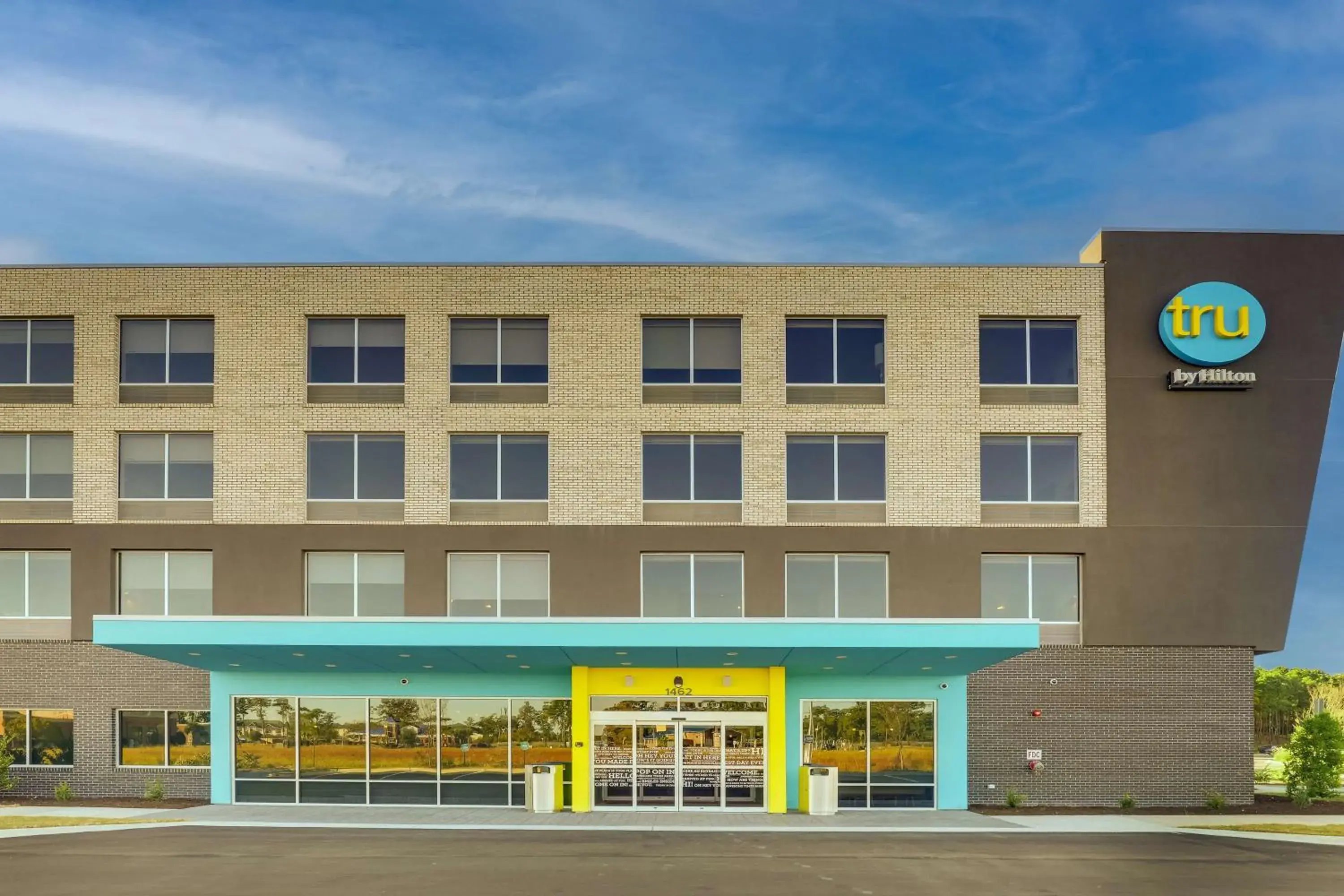 Property building in Tru By Hilton Leland Wilmington Property building in Tru By Hilton Leland Wilmington