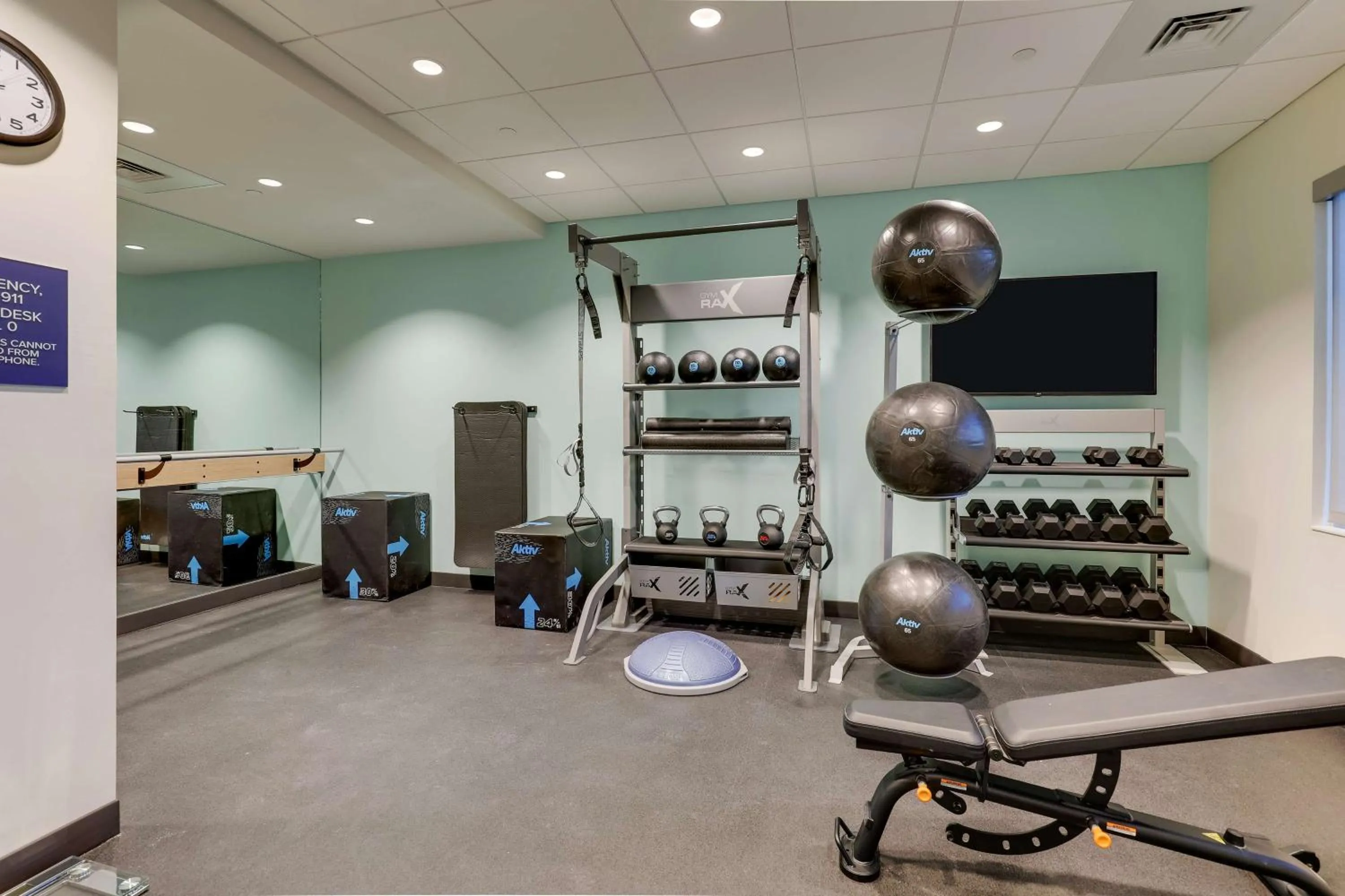 Fitness centre/facilities in Tru By Hilton Leland Wilmington