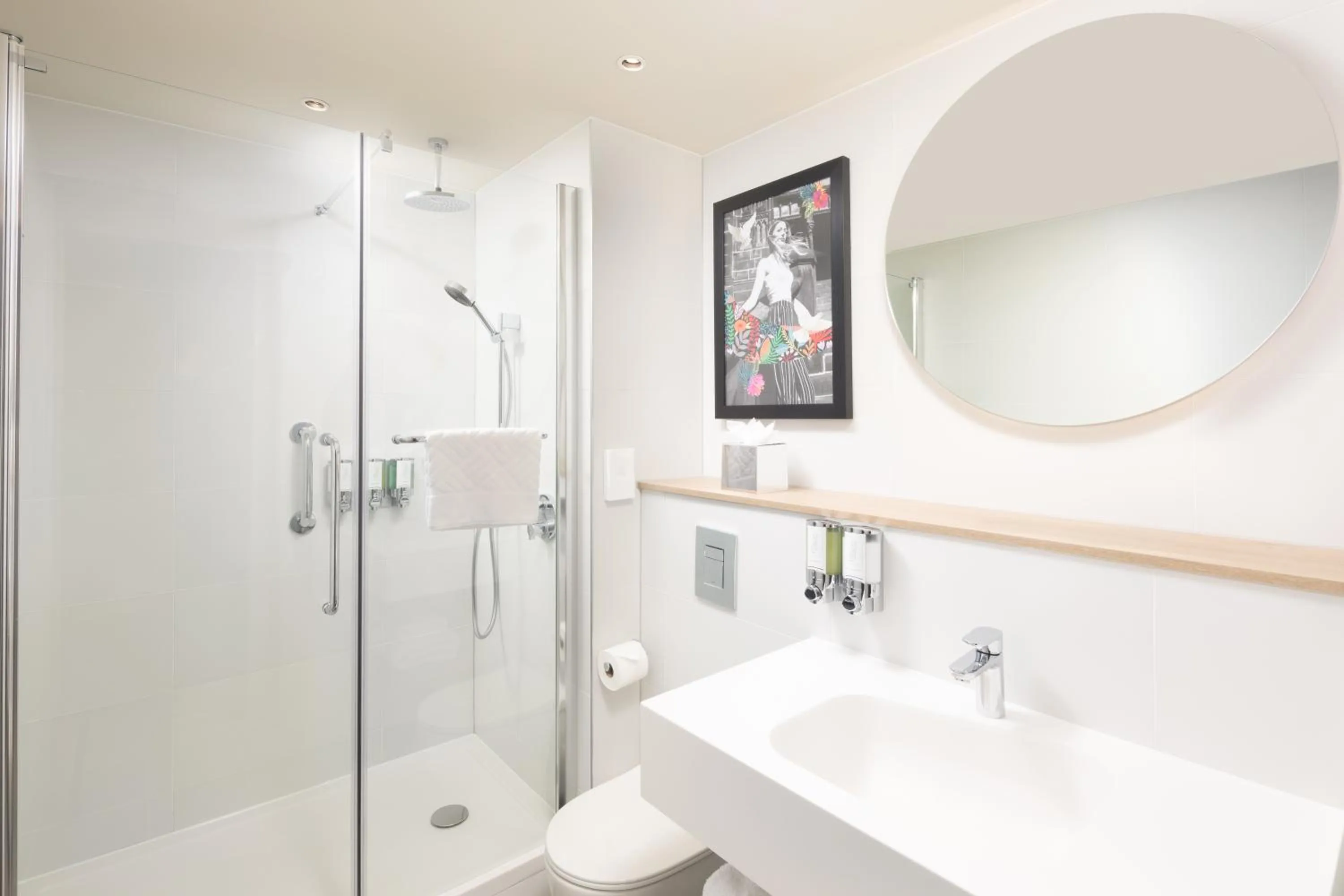 Bathroom in Hampton By Hilton London Old Street