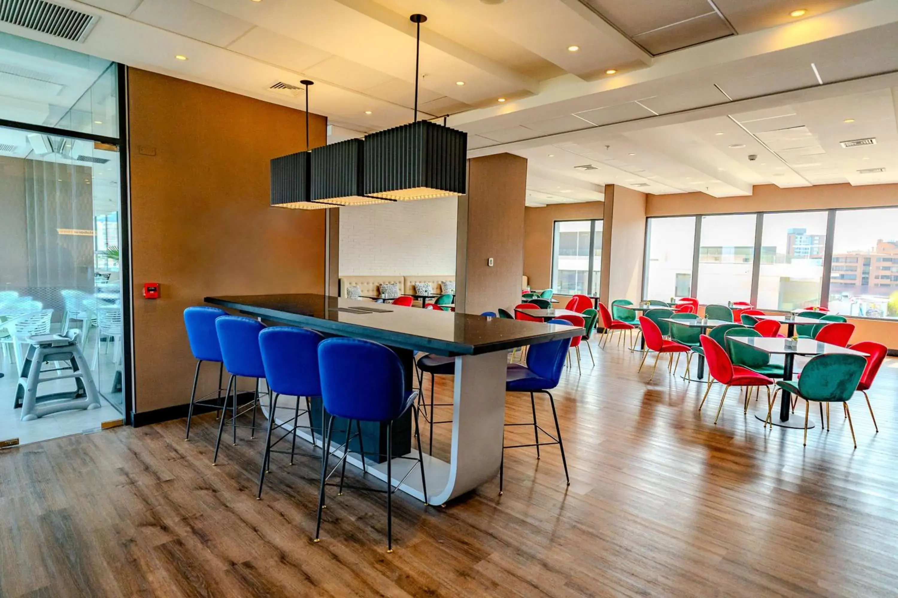 Restaurant/places to eat in Hampton By Hilton Santiago Las Condes Restaurant/places to eat in Hampton By Hilton Santiago Las Condes