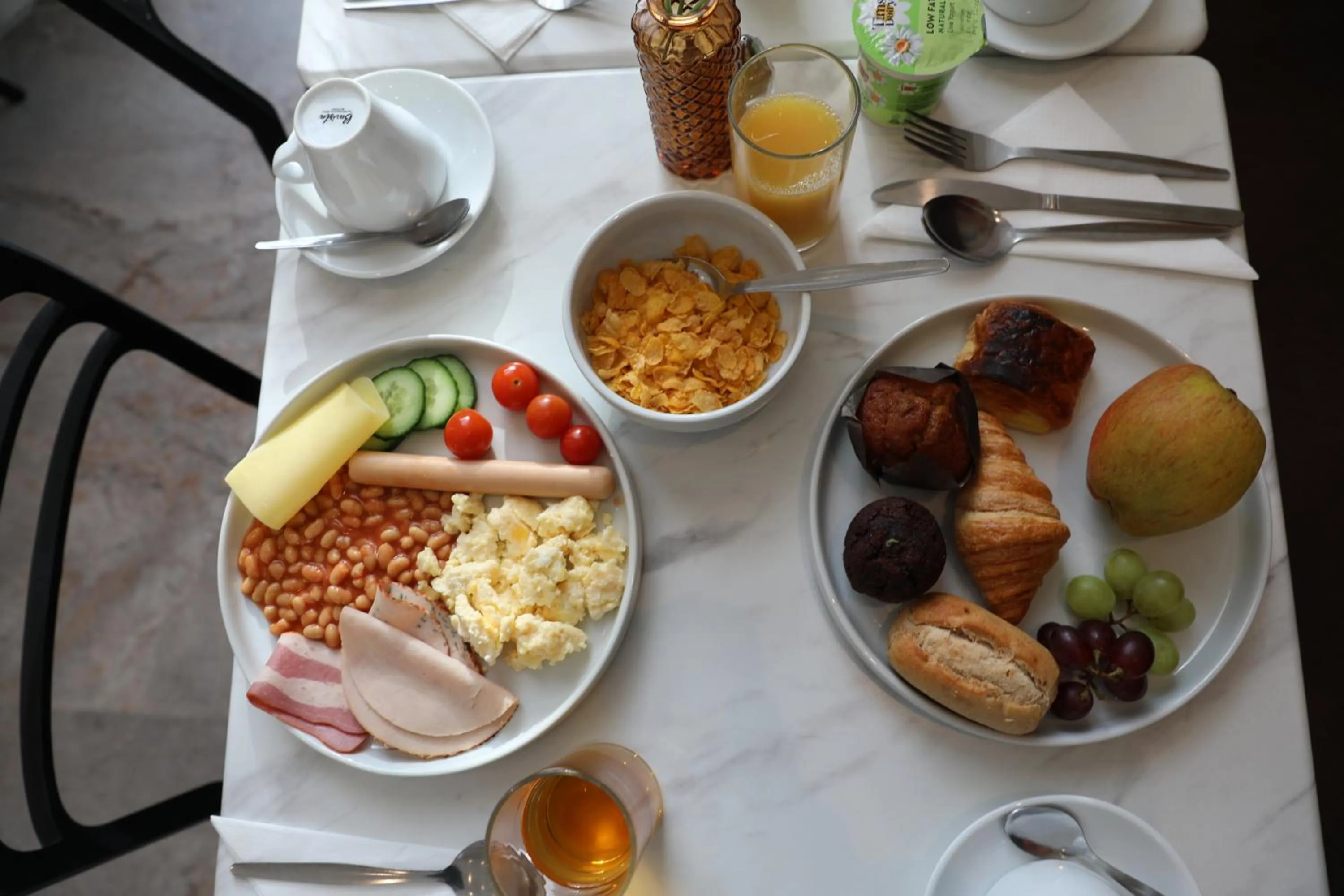 Breakfast in Reem Hotel