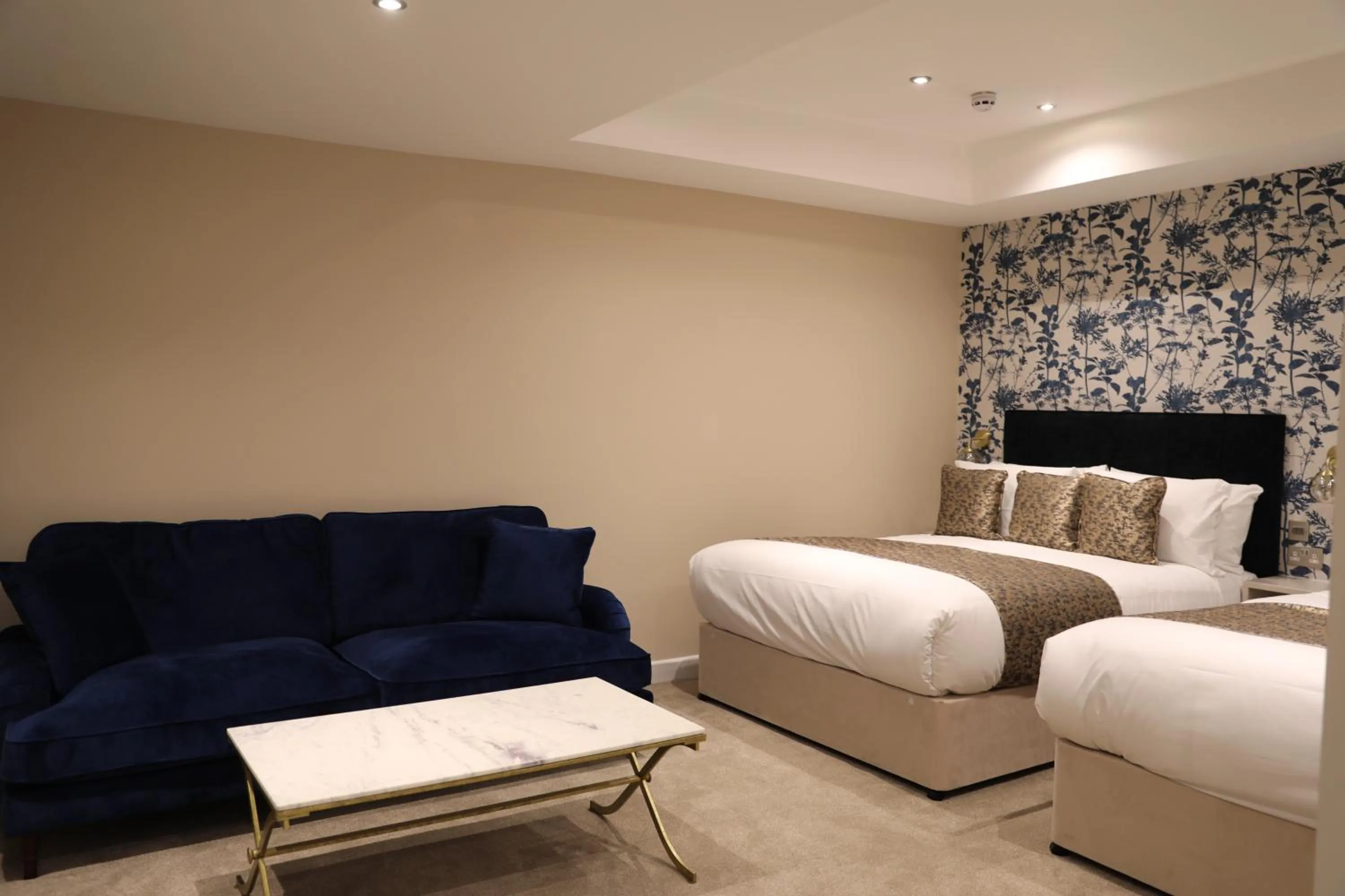 Bedroom, Bed in Reem Hotel