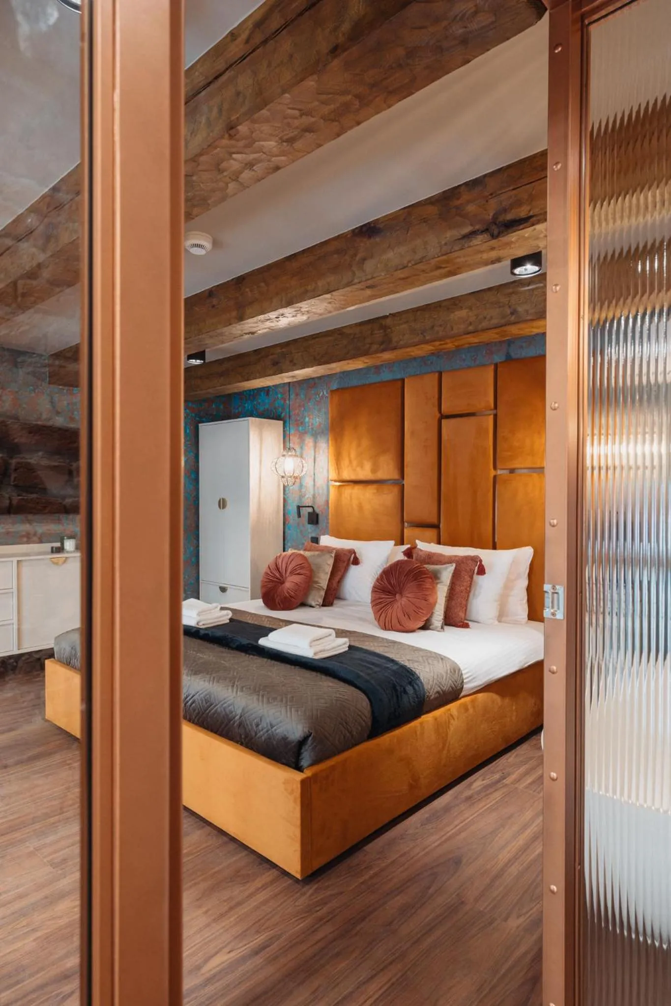 Bed in Cu Residence - LoftAffair Spa Collection