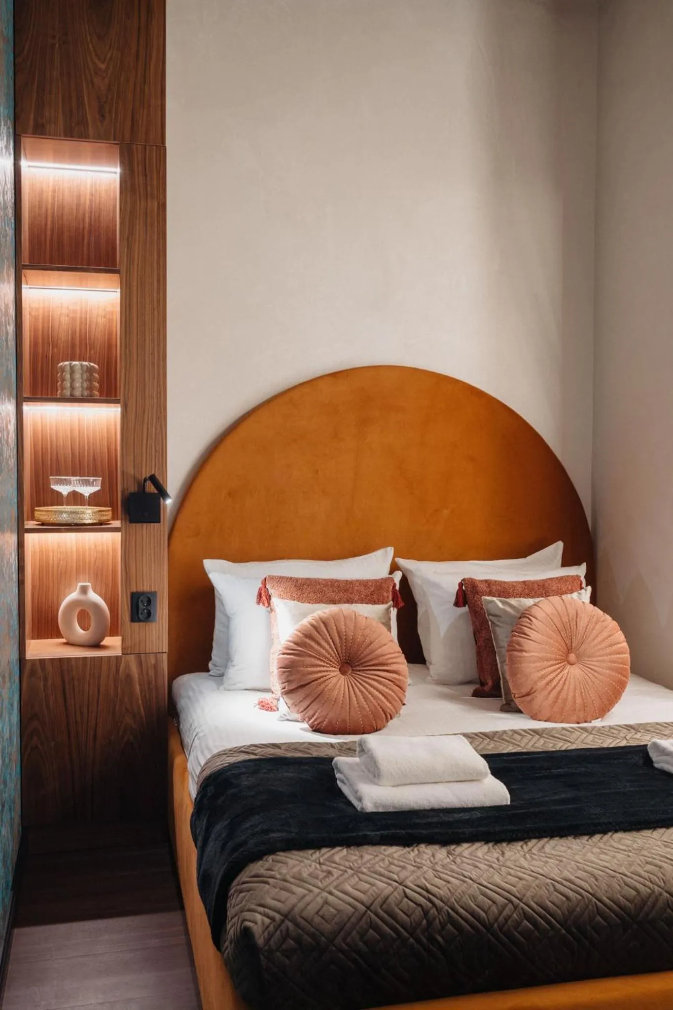 Bed in Cu Residence - LoftAffair Spa Collection