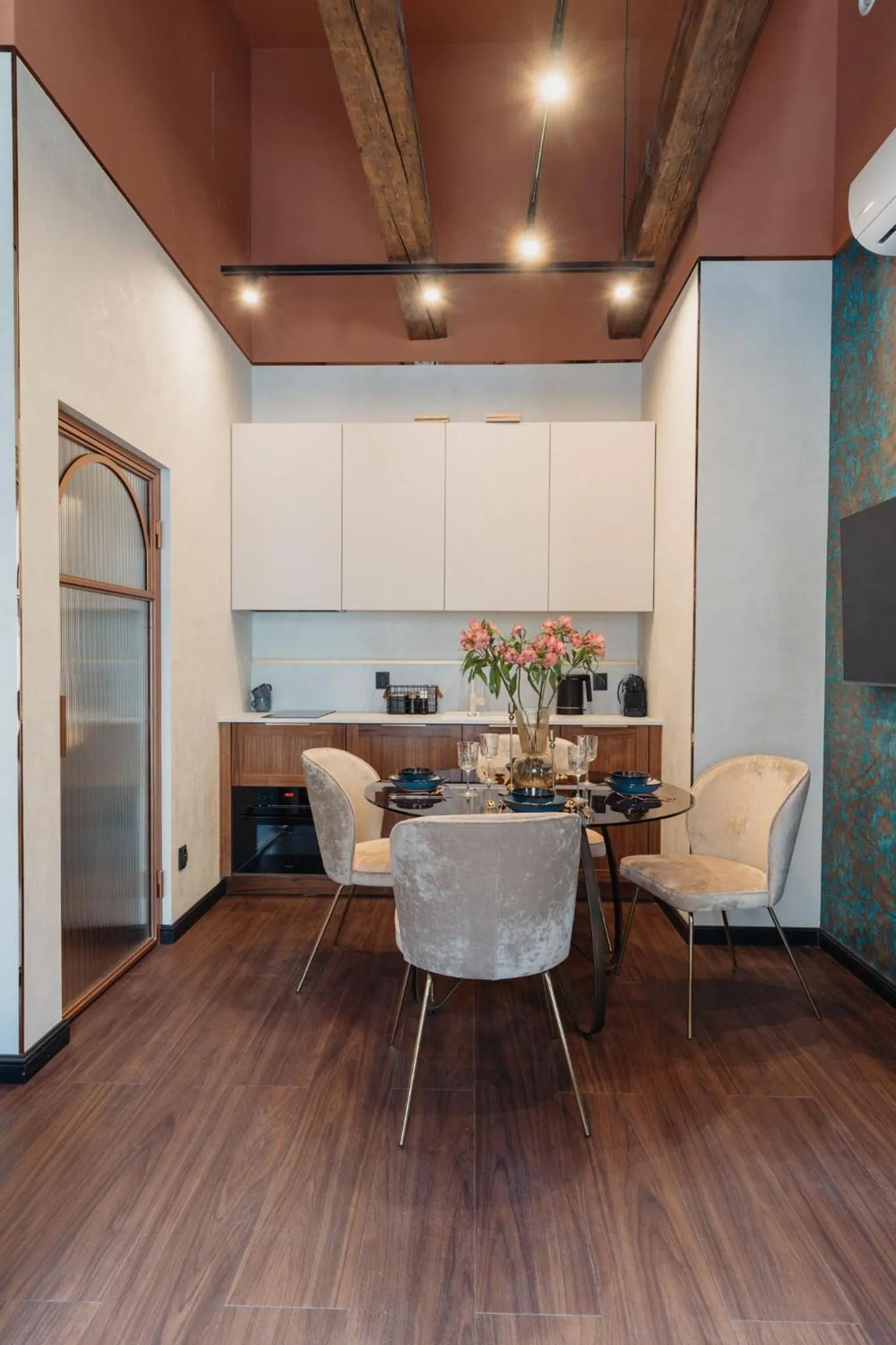 Kitchen or kitchenette in Cu Residence - LoftAffair Spa Collection