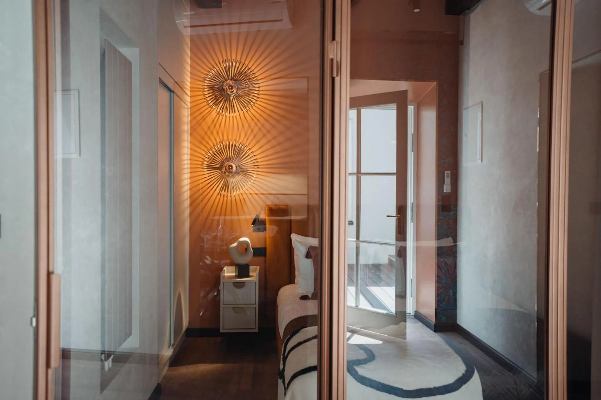 Living room, Bed in Cu Residence - LoftAffair Spa Collection