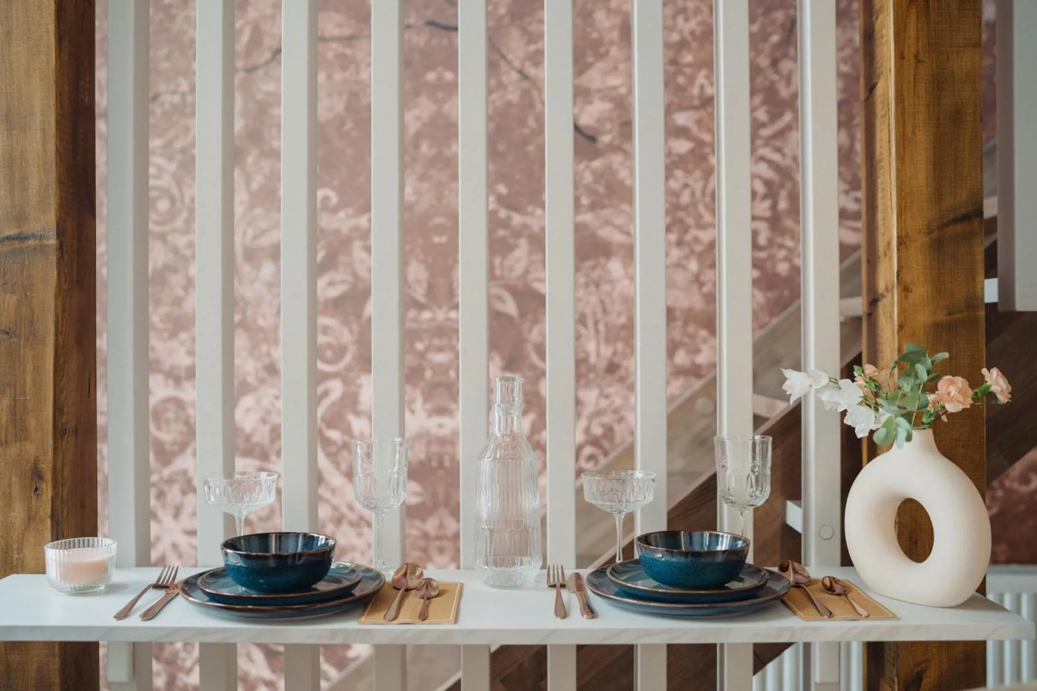 Dining area in Cu Residence - LoftAffair Spa Collection