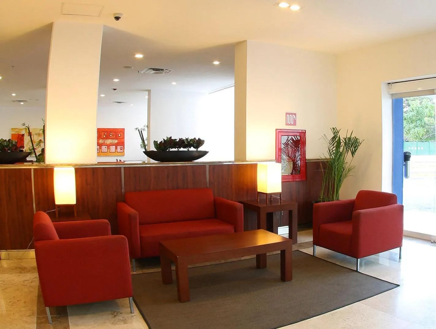 Lobby or reception in One Ciudad del Carmen Concordia