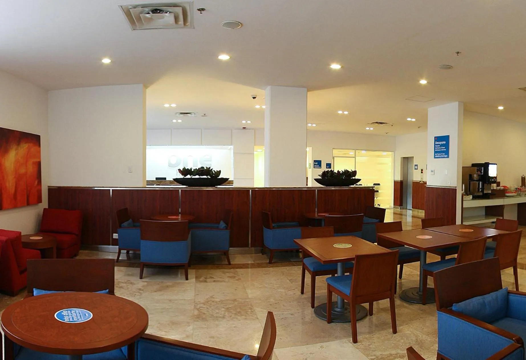 Restaurant/places to eat in One Ciudad del Carmen Concordia